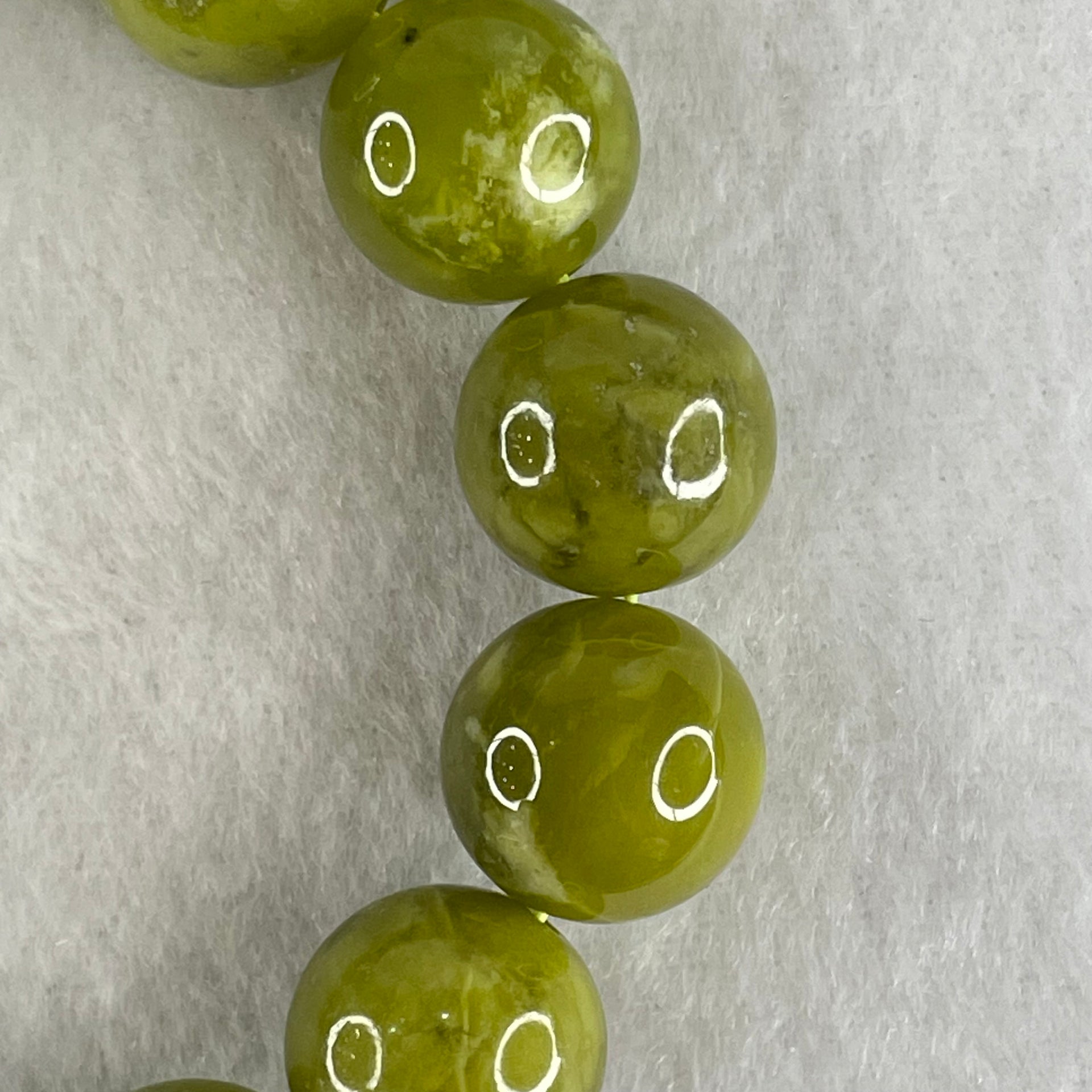 Natural Green Serpentine Jade Beads Bracelet 天然山由玉手链 56.19g 16.5cm 14.2mm 15 Beads - Huangs Jadeite and Jewelry Pte Ltd