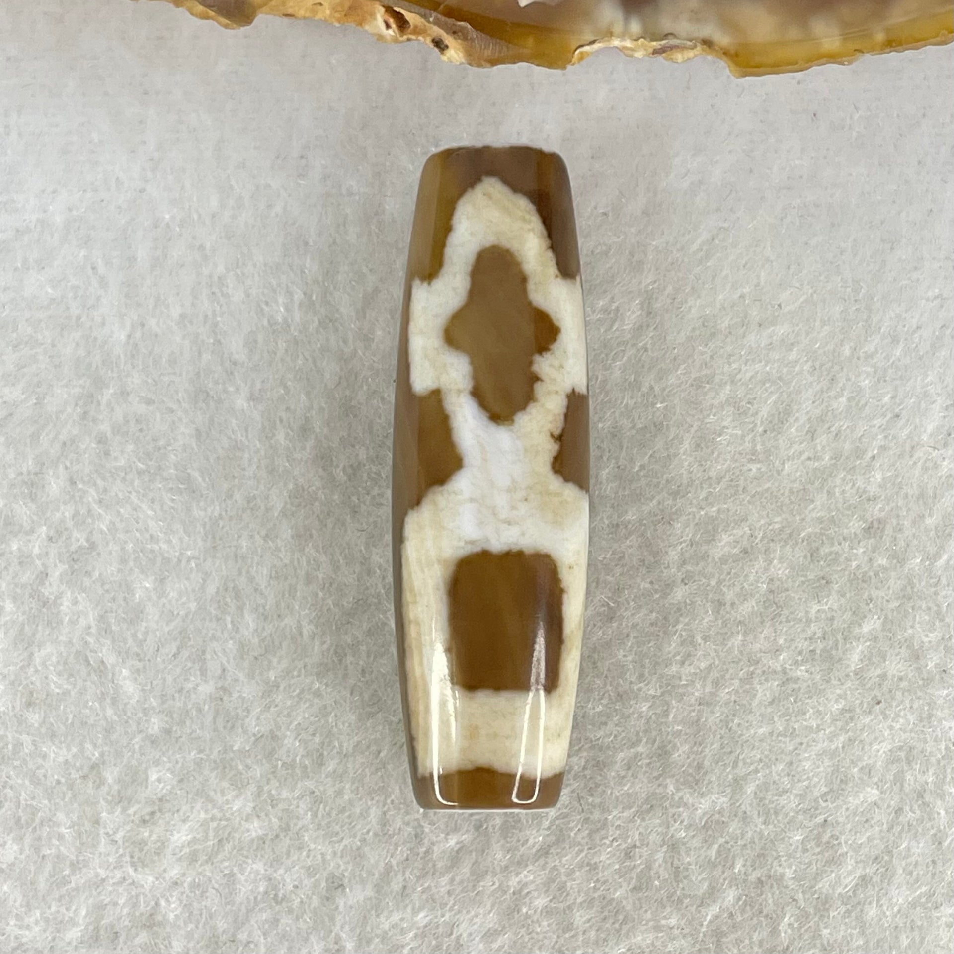 Natural Powerful Tibetan Old Oily Agate Cai Shen Dzi Bead Heavenly Master (Tian Zhu) 财神长天珠 8.92g 39.3 by 11.5mm - Huangs Jadeite and Jewelry Pte Ltd