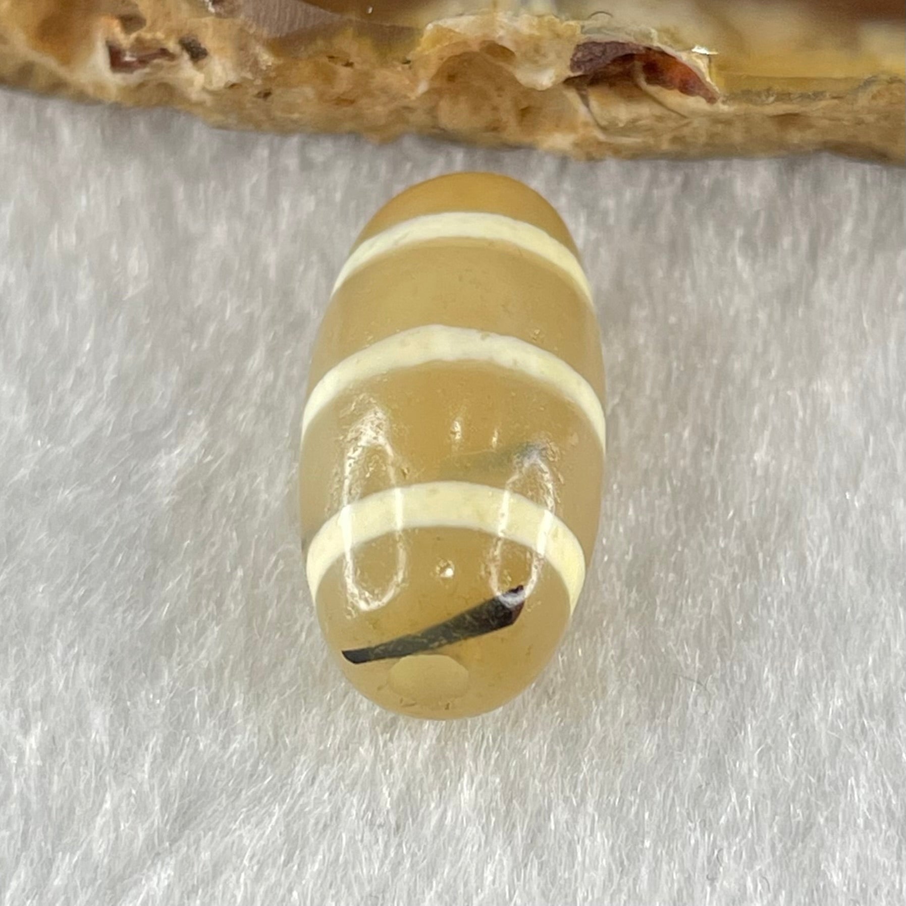 Natural Powerful Tibetan Old Oily Agate 3-Lines Dzi Bead Heavenly Master (Tian Zhu) 三行天诛 2.57g 18.8 by 9.6mm - Huangs Jadeite and Jewelry Pte Ltd