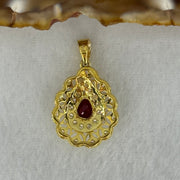 Natural Transparent Vivid Red Pear Shape Brilliant / Step Cut Ruby (Heated) Approx. 1.0ct 6.02 by 5.42 by 3.85mm in 750 18K Yellow Gold and Natural Diamonds 3.39g - Huangs Jadeite and Jewelry Pte Ltd