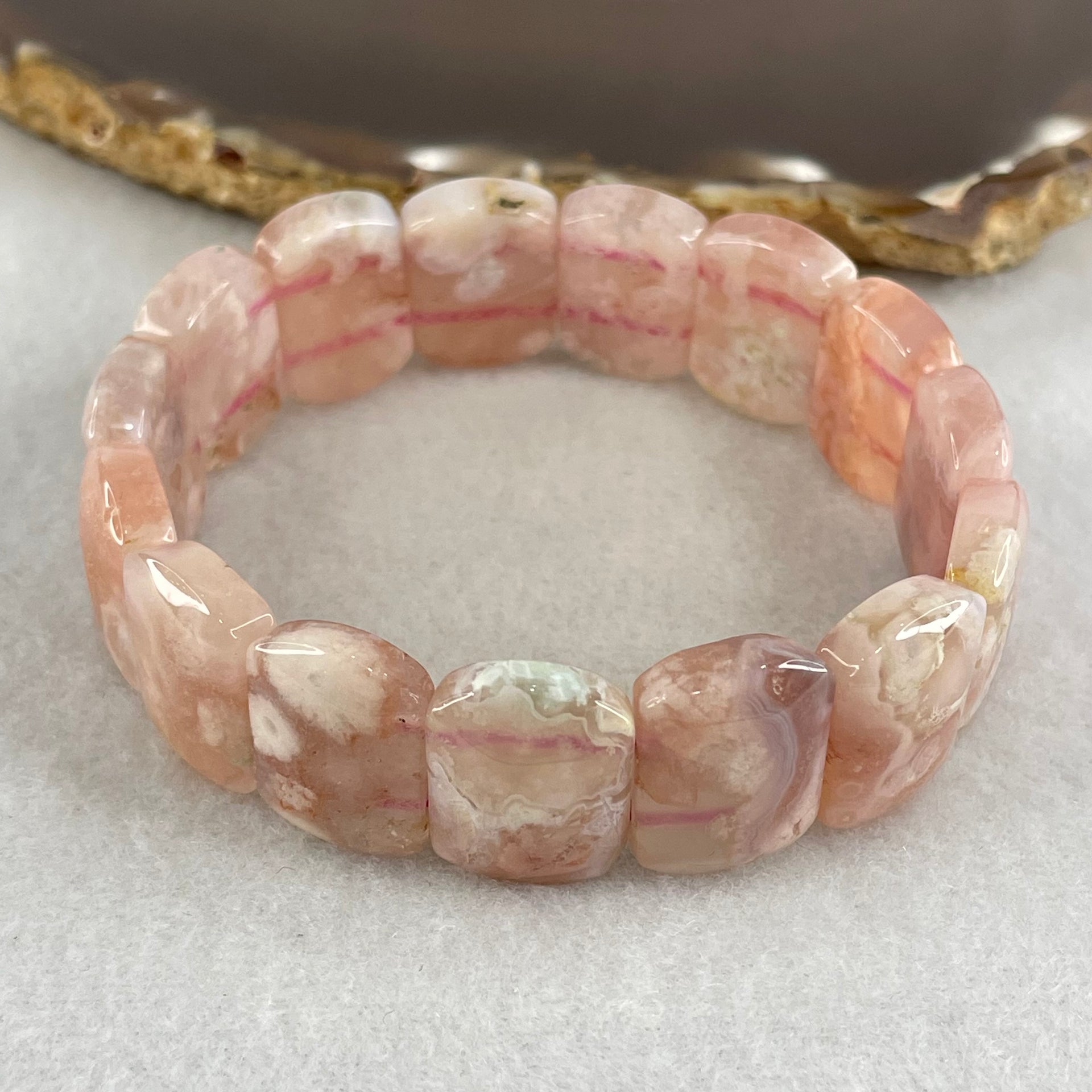Above Average Natural Pink Flower Agate Shou Pai Bracelet 37.75g 17cm 17.8 by 13.1mm 15 Pieces (Slight External Rough) - Huangs Jadeite and Jewelry Pte Ltd