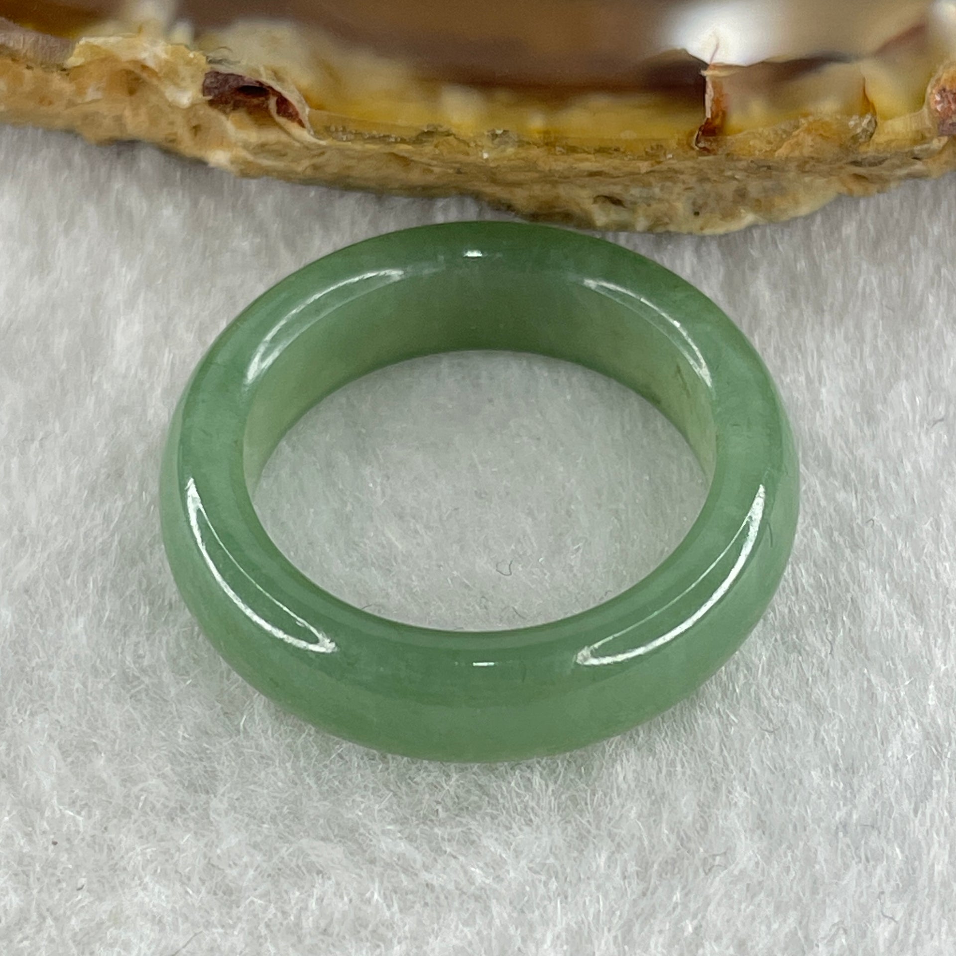 Type A Natural Green Jadeite Ring 3.39g 5.9 by 3.3mm US 7 HK 15.3 (Close to Perfect) - Huangs Jadeite and Jewelry Pte Ltd