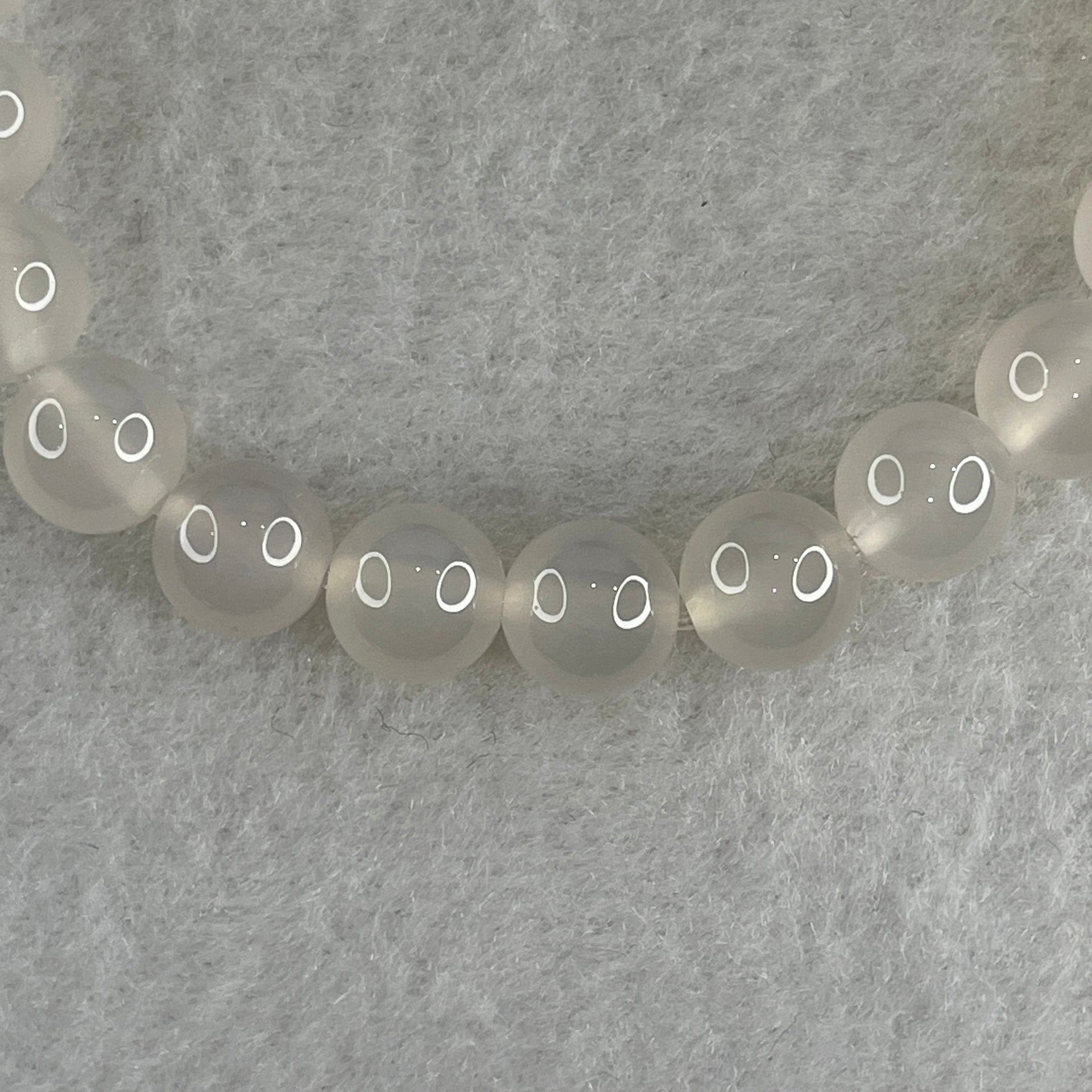 Natural Type A Green Jadeite with White Agate Beads and Donut Bracelet 22.26g 15cm 13.3mm 1Bead - 9.7mm 2 Beads - 8.3mm 17Beads - Huangs Jadeite and Jewelry Pte Ltd