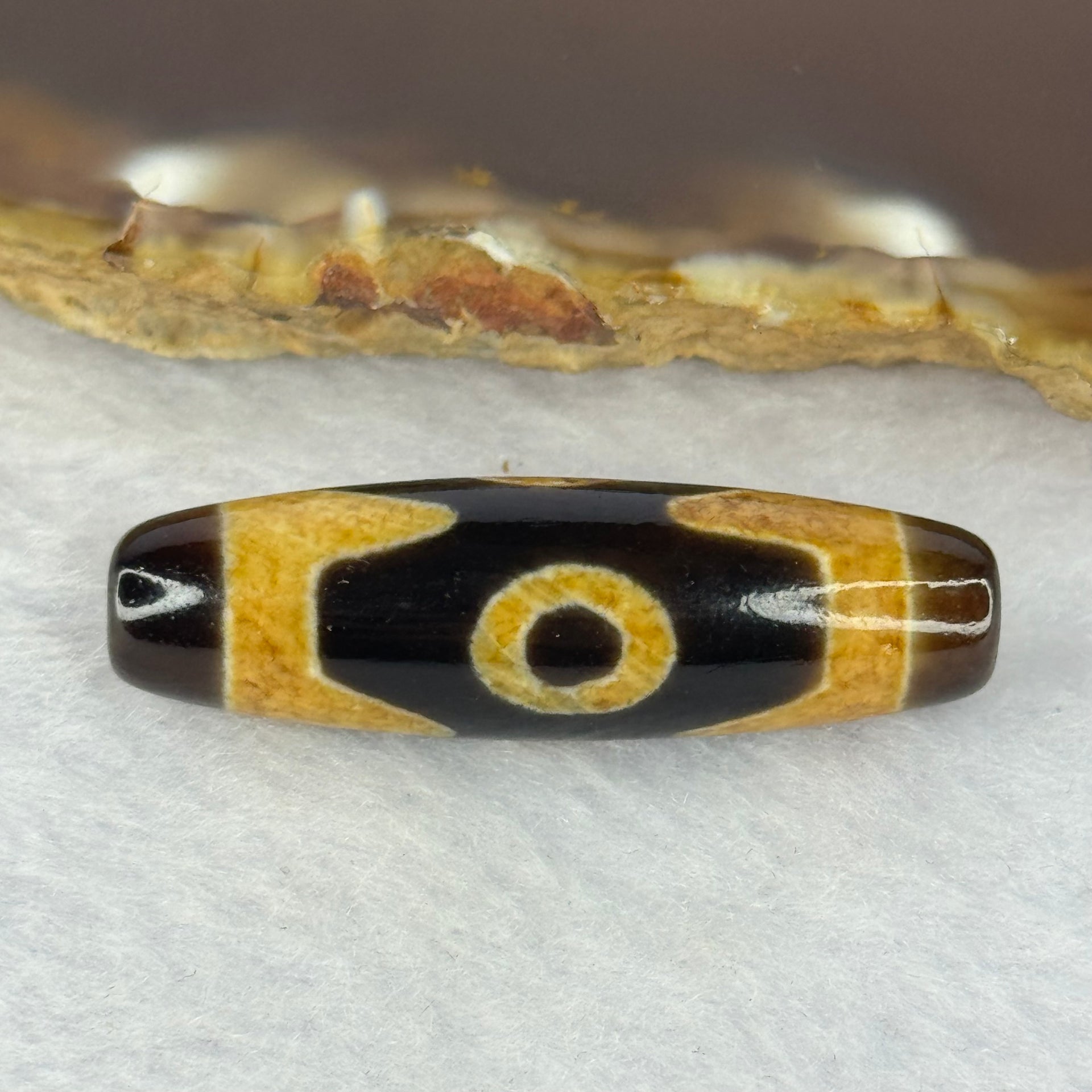 Natural Powerful Tibetan Old Oily Agate 3 Eyes Dzi Bead Heavenly Master (Tian Zhu) 三眼天诛 7.02g 37.7 by 11.3mm - Huangs Jadeite and Jewelry Pte Ltd