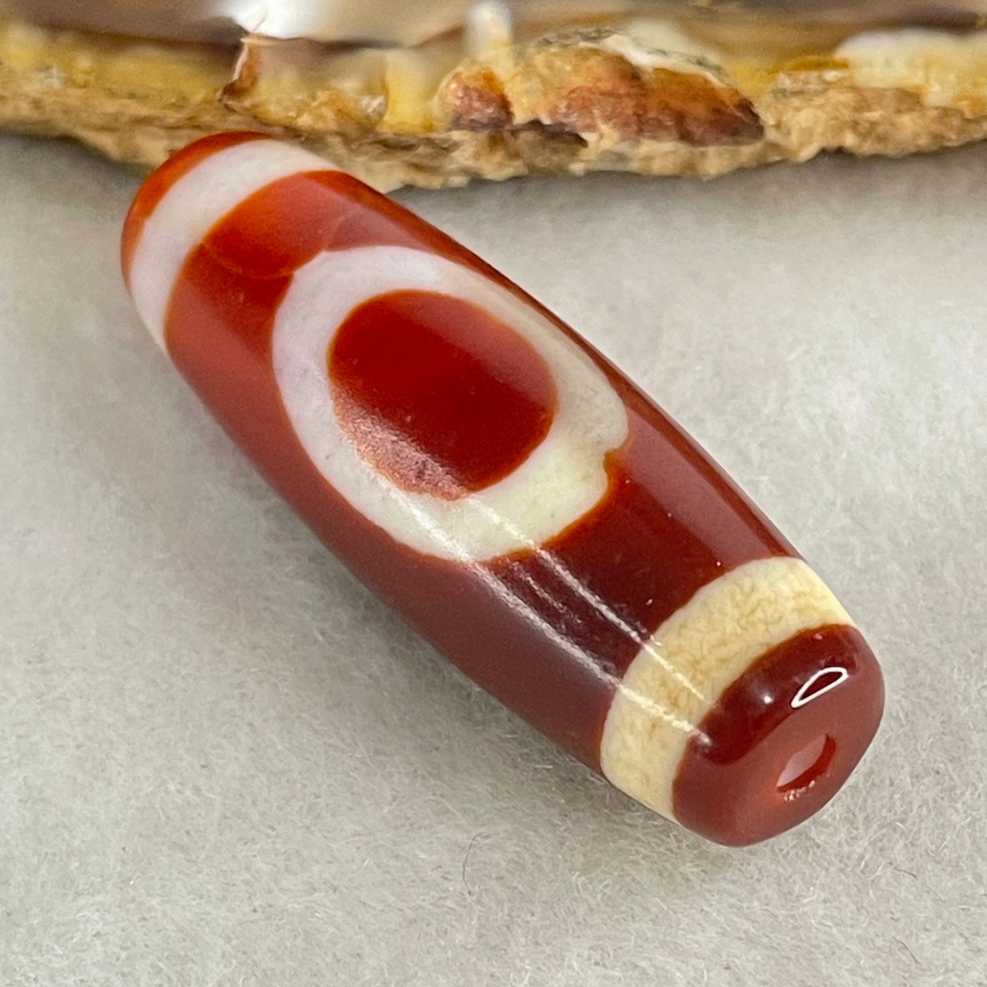 Natural Powerful Tibetan Old Oily Red White Agate One Eye Wood Element Dzi Bead Heavenly Master (Tian Zhu) 一眼木元素天珠 9.30g 37.1 by 12.7mm - Huangs Jadeite and Jewelry Pte Ltd