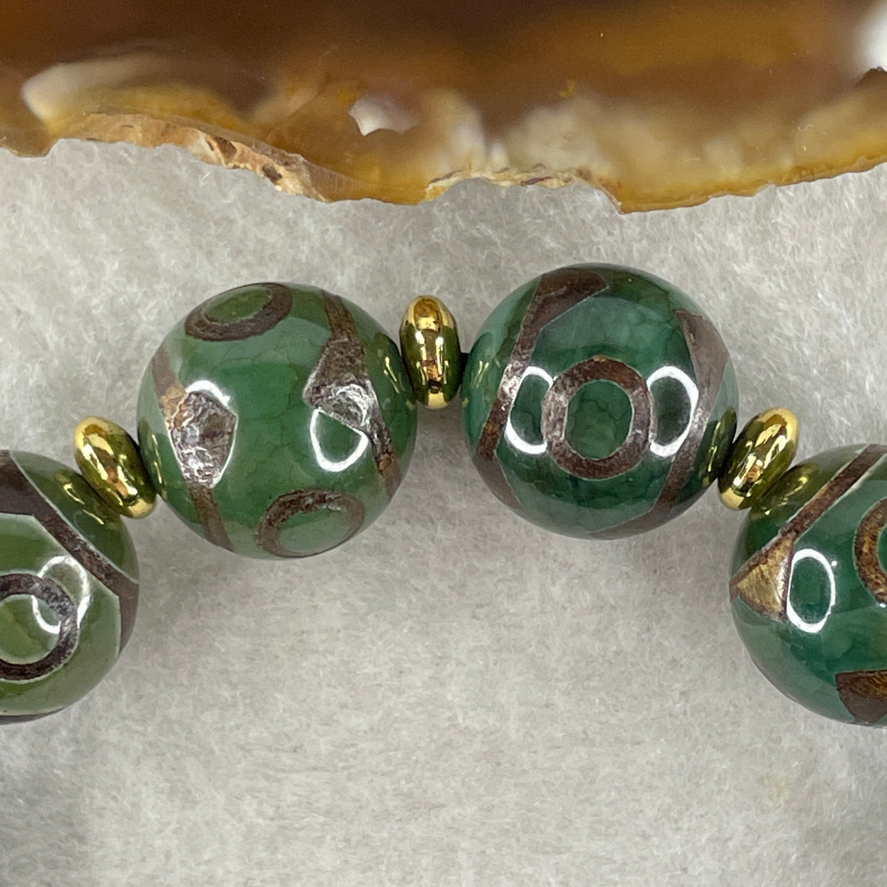 Matt Green Agate Dzi Bead 9Eyes with 3 Eyes Bracelet 52.67g 16cm 38.1 by 12.9 by 14.1mm 10 Beads - Huangs Jadeite and Jewelry Pte Ltd