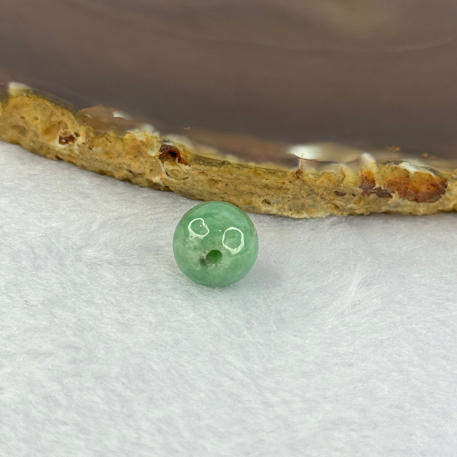 Type A Green Jadeite Bead for Bracelet/Necklace/Earrings/Ring 
2.46g 11.4mm - Huangs Jadeite and Jewelry Pte Ltd