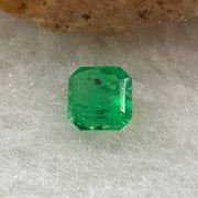 Natural Colombia Vivid Green Emerald (Beryl) Cut-Cornered Square Step cut 0.41ct 4.8 by 4.8 by 2.4mm - Huangs Jadeite and Jewelry Pte Ltd