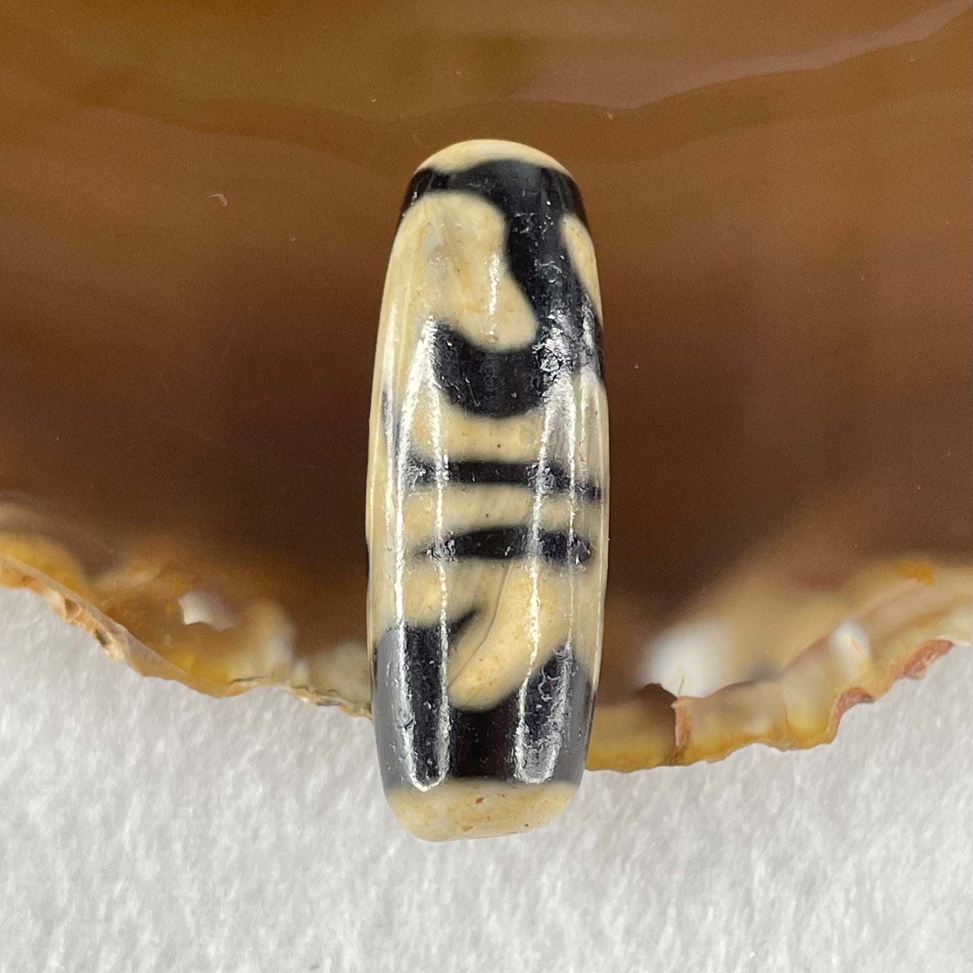 Natural Powerful Tibetan Old Oily Agate Zodiac Horse Dzi Bead Heavenly Master (Tian Zhu) 马天珠 8.86g 36.2 by 12.4mm - Huangs Jadeite and Jewelry Pte Ltd