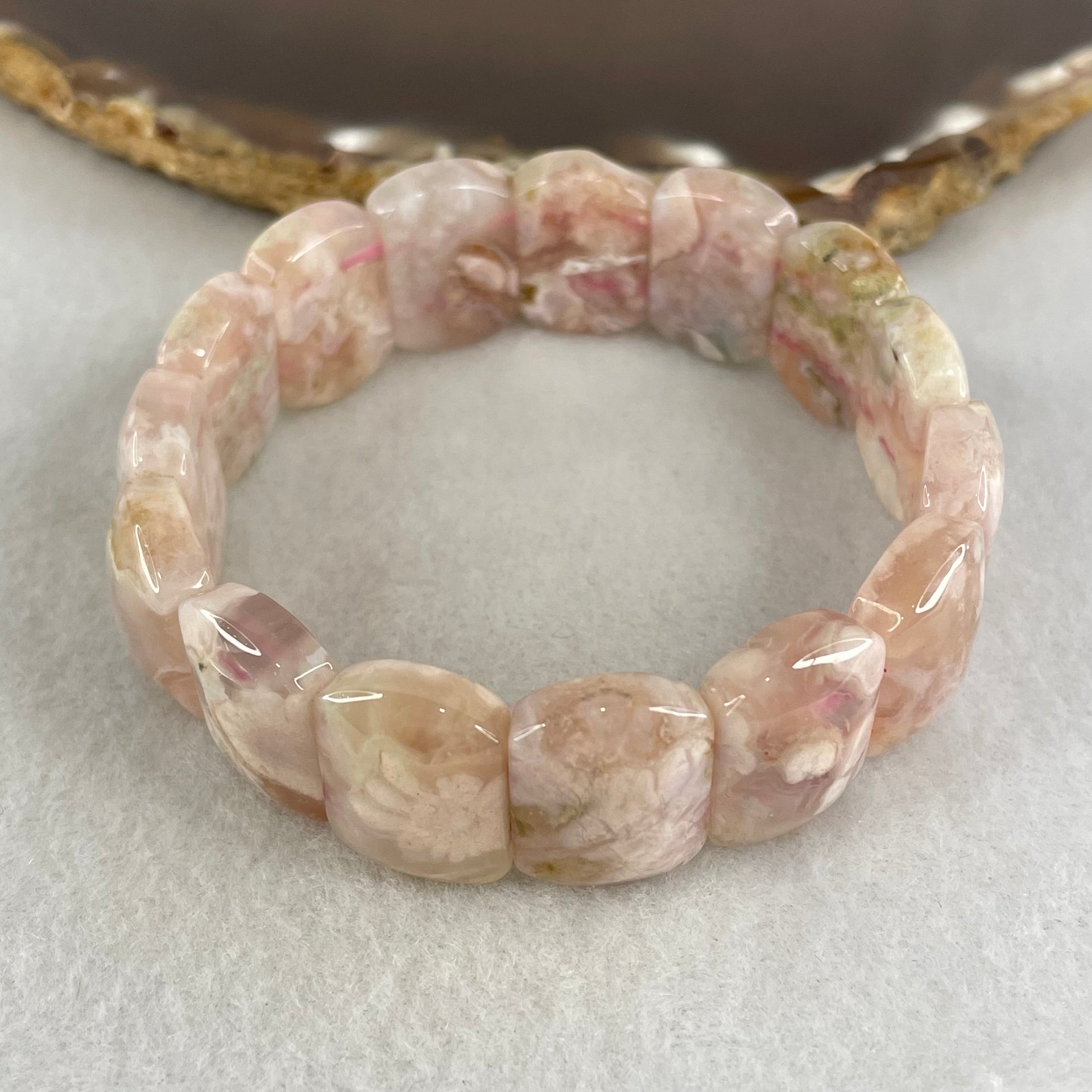 Above Average Natural Pink Flower Agate Shou Pai Bracelet 39.89g 17cm 17.9 by 13.0mm 15 Pieces (Slight External Rough) - Huangs Jadeite and Jewelry Pte Ltd