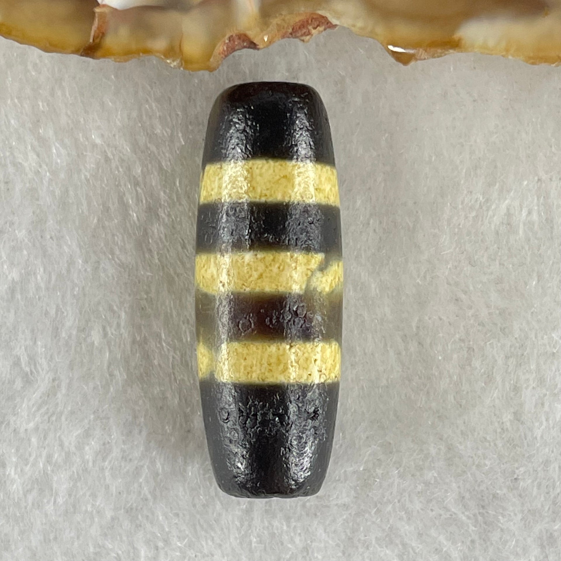 Natural Powerful Tibetan Old Oily Agate 3 Lines Dzi Bead Heavenly Master (Tian Zhu) 三行天诛 5.04g 29.0 by 10.5mm - Huangs Jadeite and Jewelry Pte Ltd