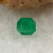 Natural Colombia Vivid Green Emerald (Beryl) Cut-Cornered Square Step cut 0.42ct 4.4 by 4.2 by 3.2mm - Huangs Jadeite and Jewelry Pte Ltd