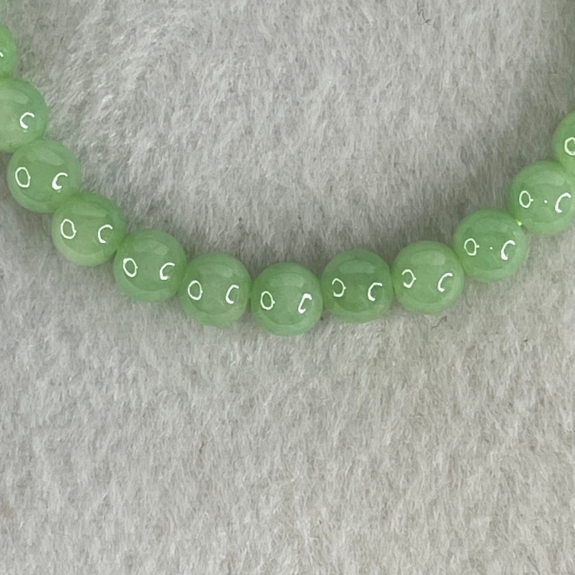 Type A Intense Bright Apple Green Jadeite Beads Bracelet 11.46g 15cm 6.1mm 30 Beads - Huangs Jadeite and Jewelry Pte Ltd