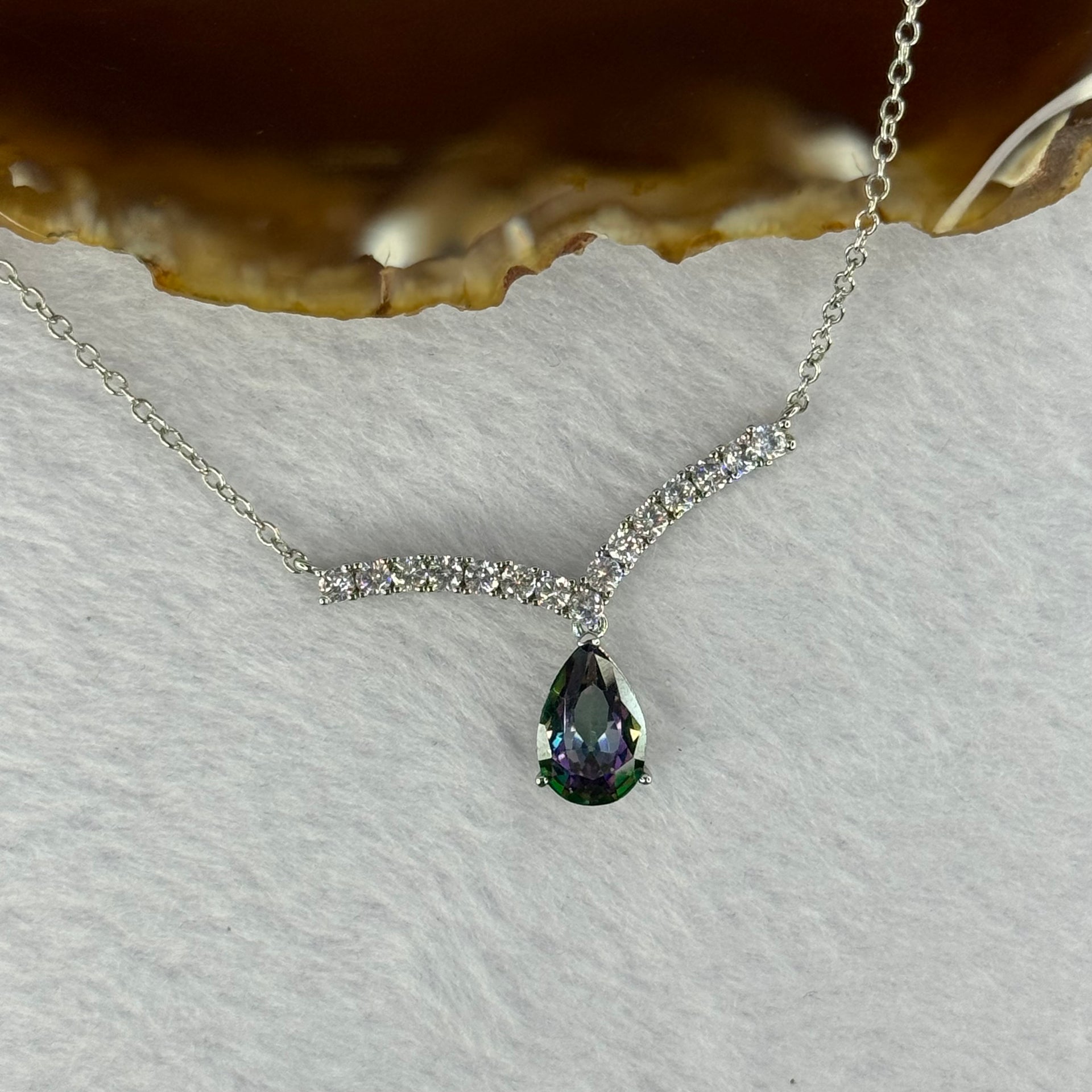 Cubic Zirconia with Sliver Chain Necklace 4.65g 10.9 by 8.0 by 3.4 mm - Huangs Jadeite and Jewelry Pte Ltd