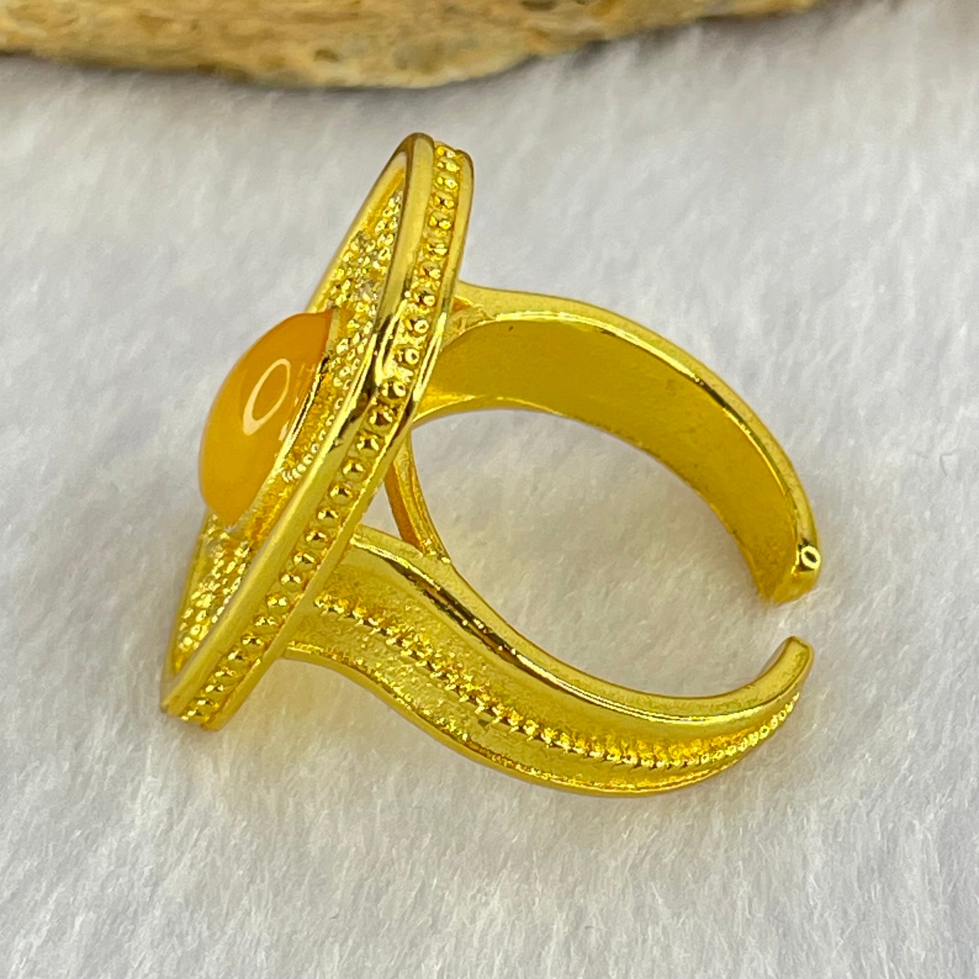 Natural Yellow with Butterscotch Amber in Sliver Gold Color Ring (Adjustable Size) 7.42g  9.9 by 6.9 by 3.5mm - Huangs Jadeite and Jewelry Pte Ltd