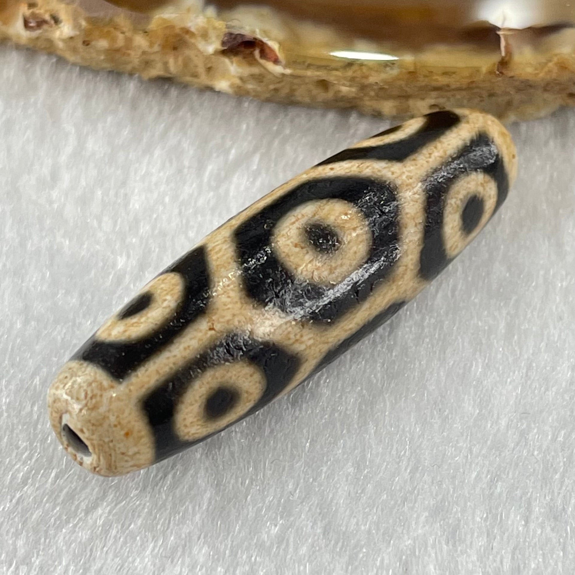 Natural Powerful Tibetan Old Oily Agate 9 Eyes Turtle Shell Dzi Bead Heavenly Master (Tian Zhu) 九眼龟壳天诛 7.35g 38.5 by 11.5mm - Huangs Jadeite and Jewelry Pte Ltd