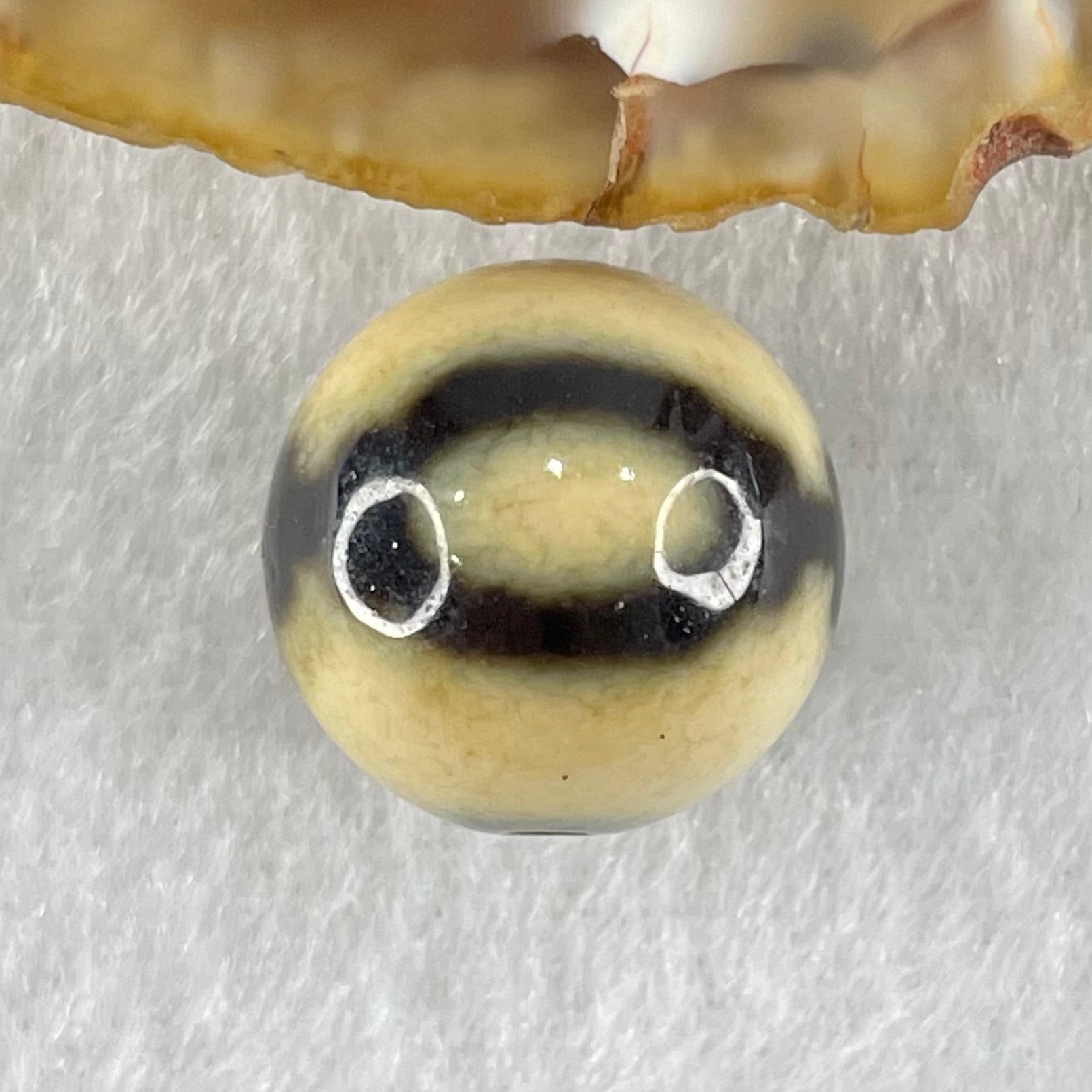 Natural Powerful Tibetan Old Oily Yellowish White with Black Agate 3 Eyes Dzi Bead Heavenly Master (Tian Zhu) 三眼天诛 4.06g 14.5mm - Huangs Jadeite and Jewelry Pte Ltd