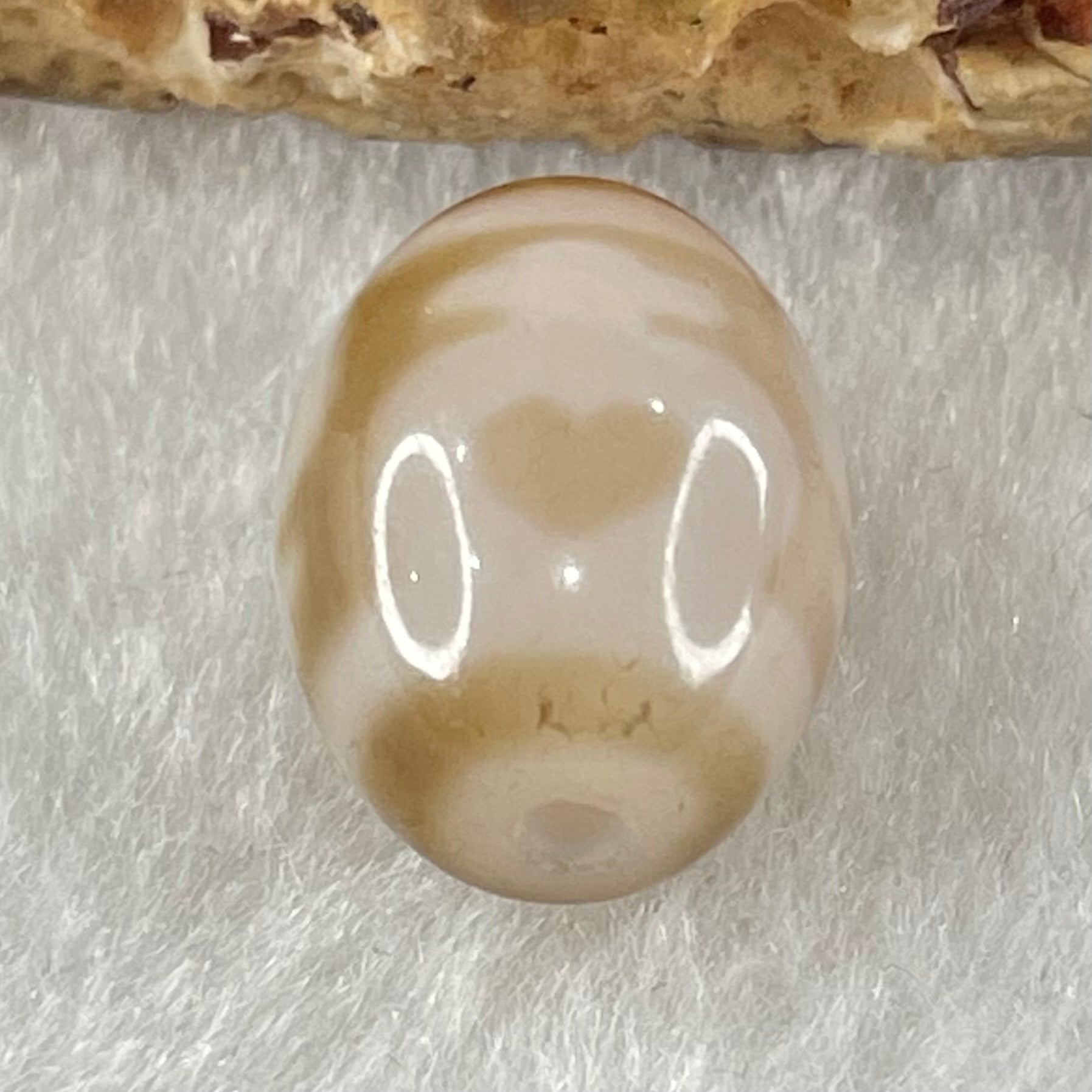 Natural Powerful Tibetan Old Oily Agate 4 Nectar Vessel Dzi Bead Heavenly Master (Tian Zhu) 花蜜容器眼天珠 3.21g 15.9 by 12.2mm - Huangs Jadeite and Jewelry Pte Ltd