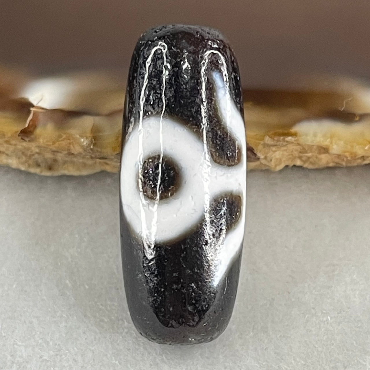 Natural Powerful Tibetan Old Oily Agate Patina Guiren Tairen Human Dzi Bead Totem Amulet Heavenly Master (Tian Zhu) 贵人天诛 5.77g 28.2 by 11.4mm - Huangs Jadeite and Jewelry Pte Ltd