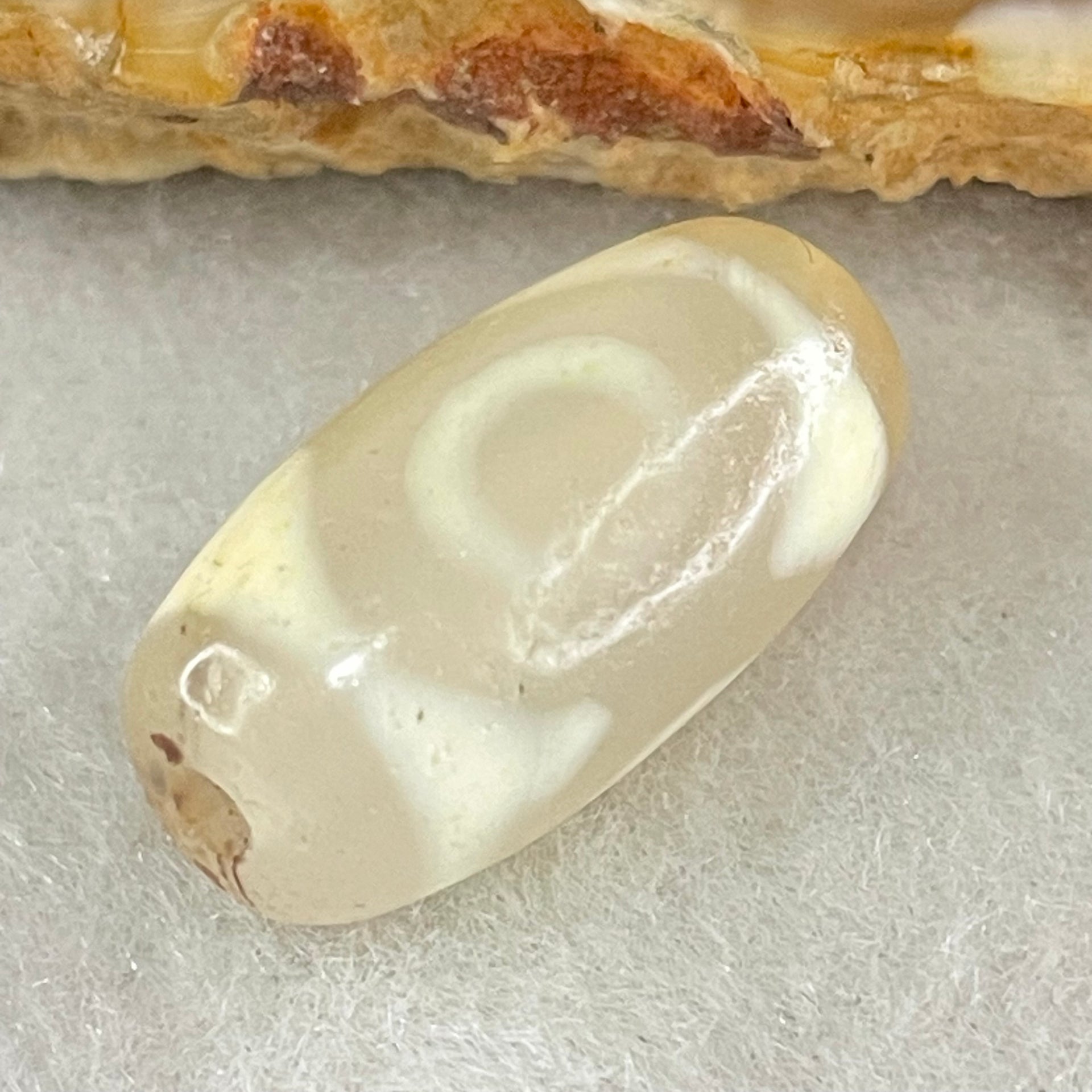 Natural Powerful Tibetan Old Oily Agate 3 Eyes Dzi Bead Heavenly Master (Tian Zhu) 三眼天诛 2.92g 19.3 by 10.2mm - Huangs Jadeite and Jewelry Pte Ltd