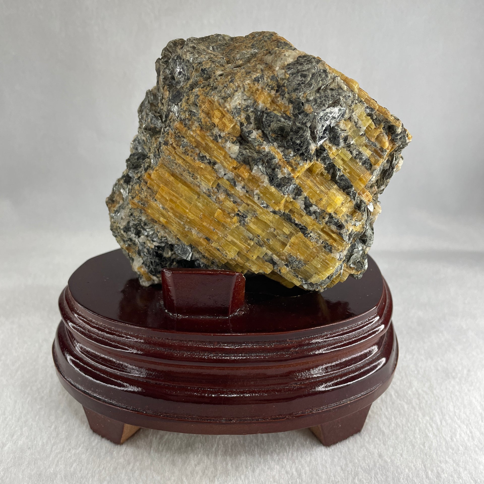 Natural Pegmatite with Wooden Stand Display 1,552.8g 155.7 by 113.0 by 148.0mm - Huangs Jadeite and Jewelry Pte Ltd