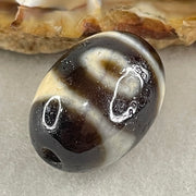Natural Powerful Tibetan Old Oily Agate 3 Eyes Dzi Bead Heavenly Master (Tian Zhu) 三眼天诛 6.20g 20.3 by 14.7mm - Huangs Jadeite and Jewelry Pte Ltd