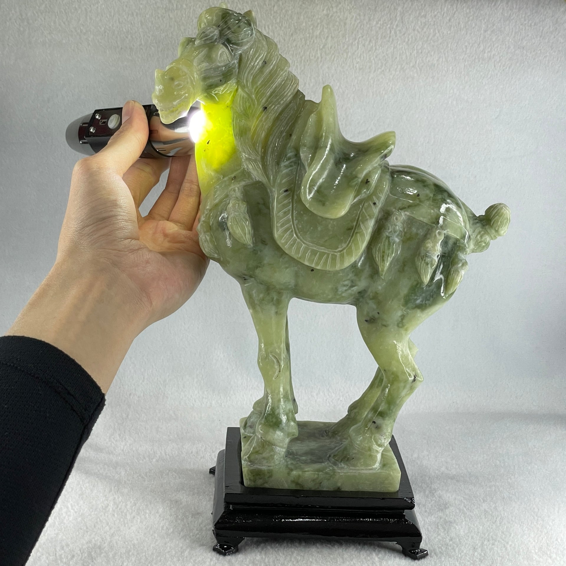 Natural Green Serpentine Victory Horse with Wooden Stand Display 2,539.2g 187.0 by 273.0 by 110.0mm - Huangs Jadeite and Jewelry Pte Ltd