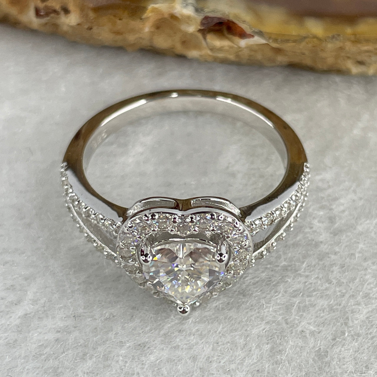 Natural 1-Carat Heart-Cut Moissanite Statement Ring | Solid S925 Sterling Silver | US Size 7.5 (HK 16.5) | Romantic "Eternal Devotion" Hidden Halo Solitaire Luxury Ring (3.40g, 7.0x6.9x1.5mm)