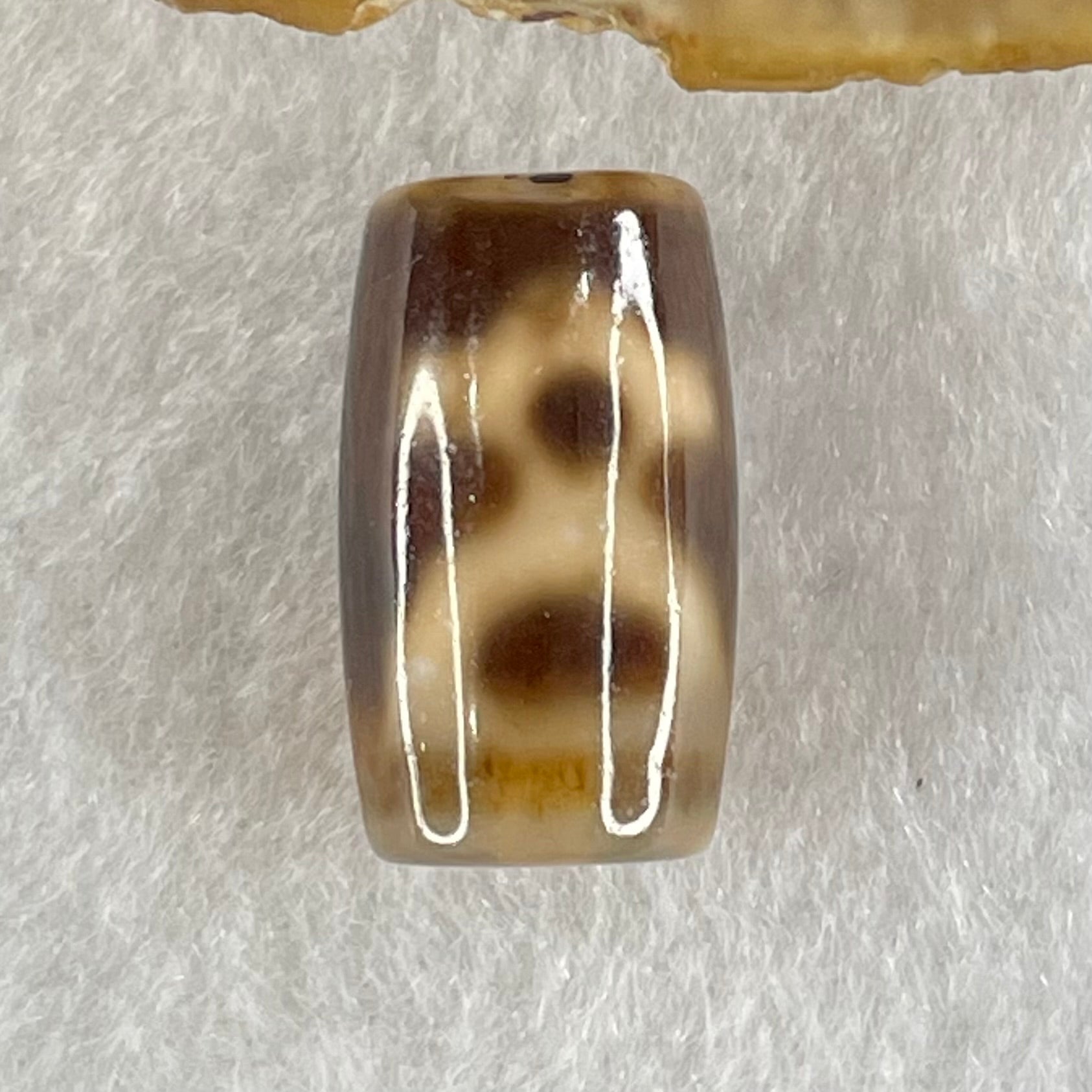 Natural Powerful Tibetan Old Oily Agate Double Cai Shen Dzi Bead Heavenly Master (Tian Zhu) 双财神长天珠 4.86g 20.1 by 11.8mm - Huangs Jadeite and Jewelry Pte Ltd