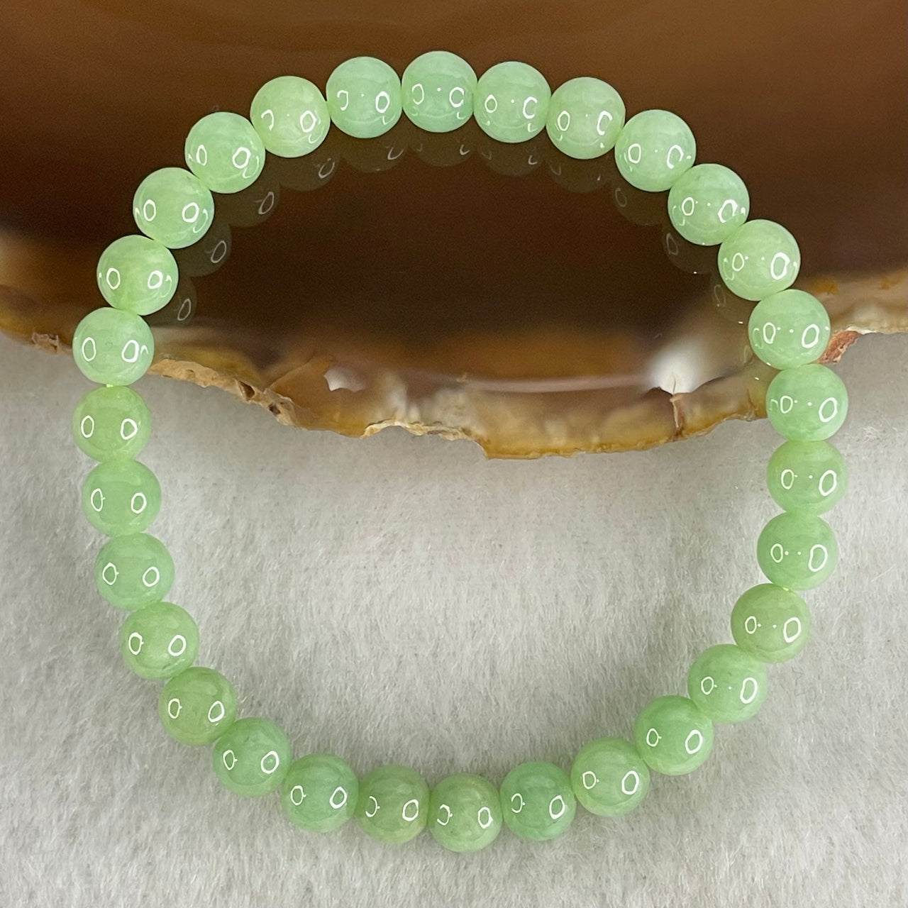 Type A Intense Bright Apple Green Jadeite Beads Bracelet 11.45g 15cm 6.1mm 30 Beads - Huangs Jadeite and Jewelry Pte Ltd