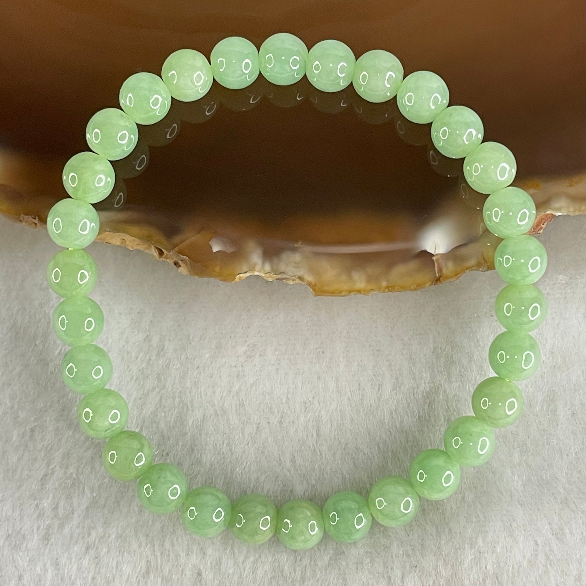 Type A Intense Bright Apple Green Jadeite Beads Bracelet 11.45g 15cm 6.1mm 30 Beads - Huangs Jadeite and Jewelry Pte Ltd
