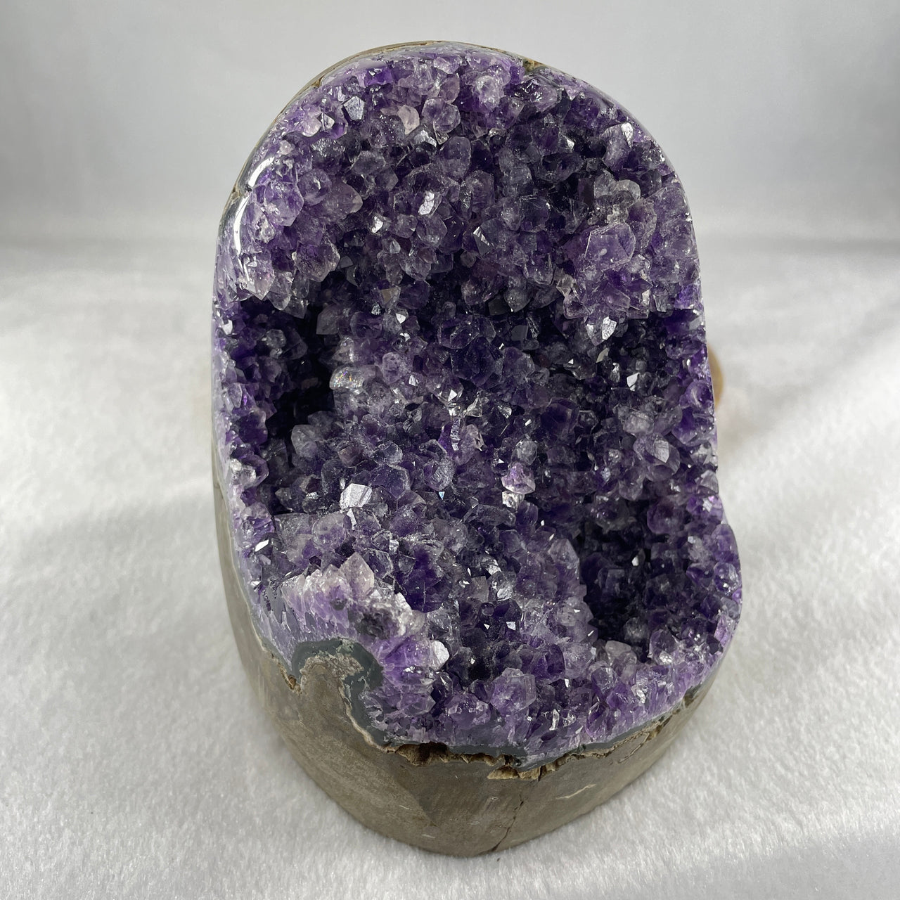 Natural Amethyst Rough Rectangular Shaped Display 1650.5g 100.0 by 104.5 by 126.0mm - Huangs Jadeite and Jewelry Pte Ltd