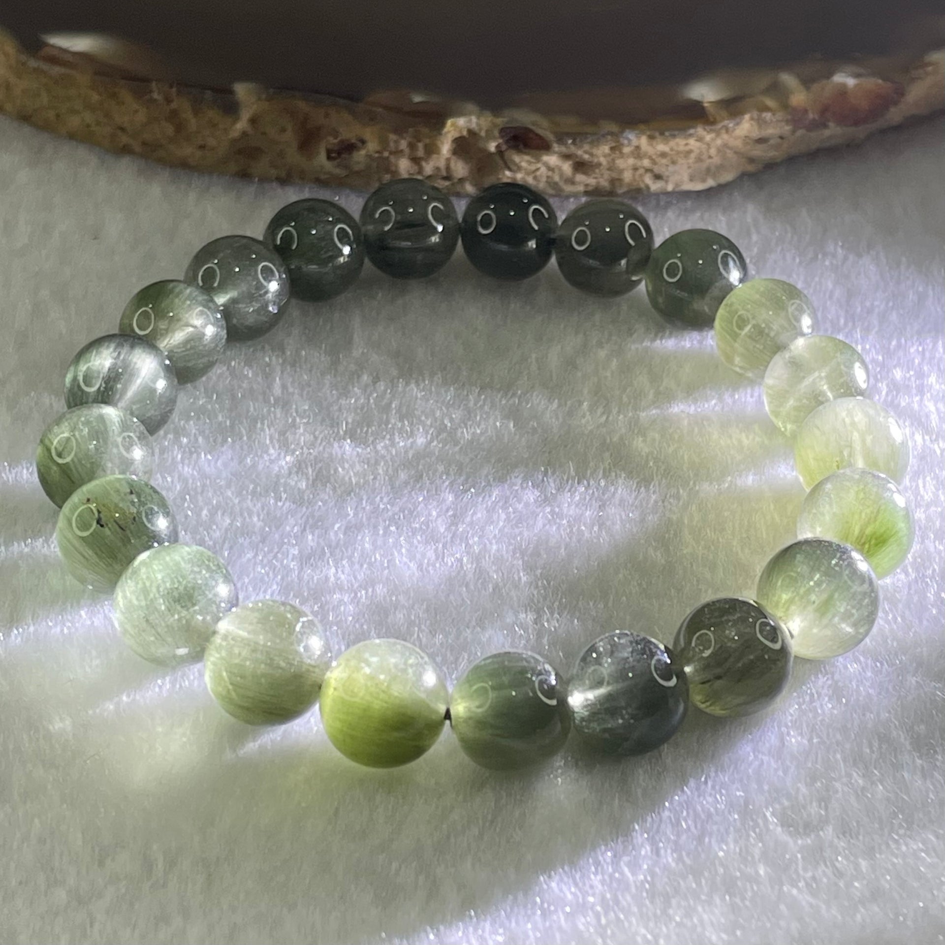 Good Grade Natural Cats Eye Green Rutilated Quartz Beads Bracelet 22.71g 16cm 9.3mm 21 Beads - Huangs Jadeite and Jewelry Pte Ltd