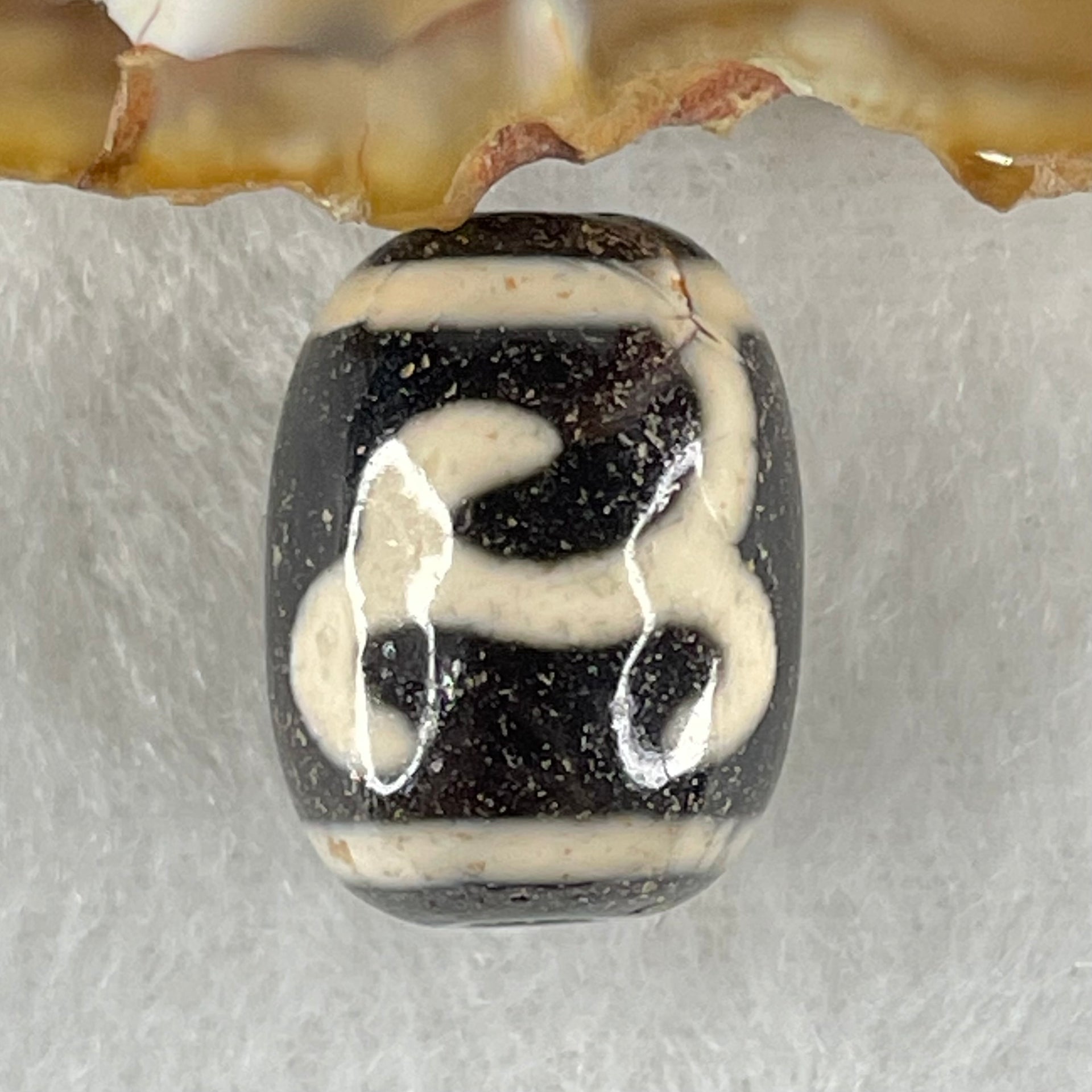 Natural Powerful Tibetan Old Oily Black White Agate Green Tara Dzi Bead Heavenly Master (Tian Zhu) 绿度母天珠 4.56g 17.3 by 13.1mm - Huangs Jadeite and Jewelry Pte Ltd