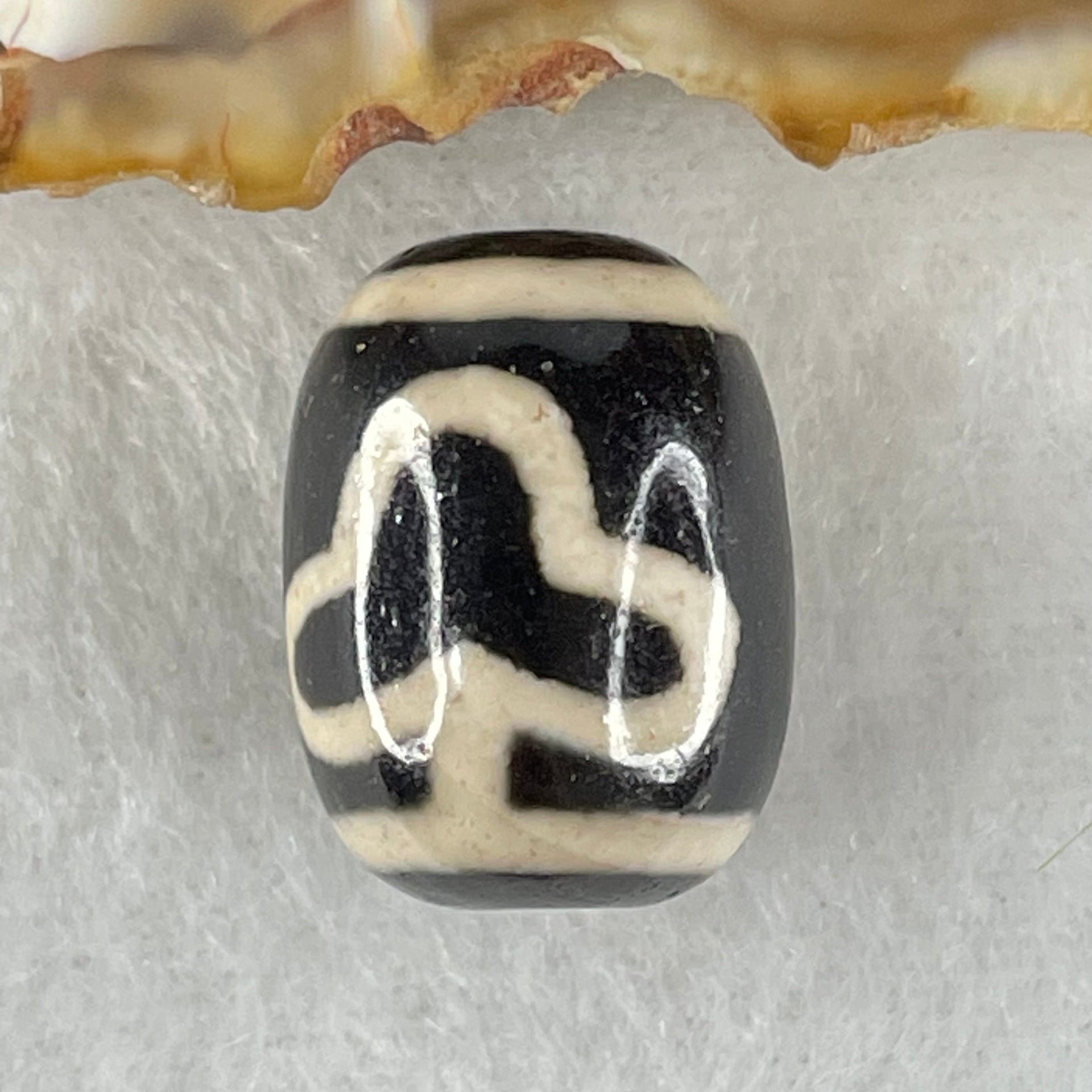 Natural Powerful Tibetan Old Oily Agate Double Bodhi Tree Dzi Bead Heavenly Master (Tian Zhu) 菩提树天珠 4.76g 17.7 by 13.4mm - Huangs Jadeite and Jewelry Pte Ltd