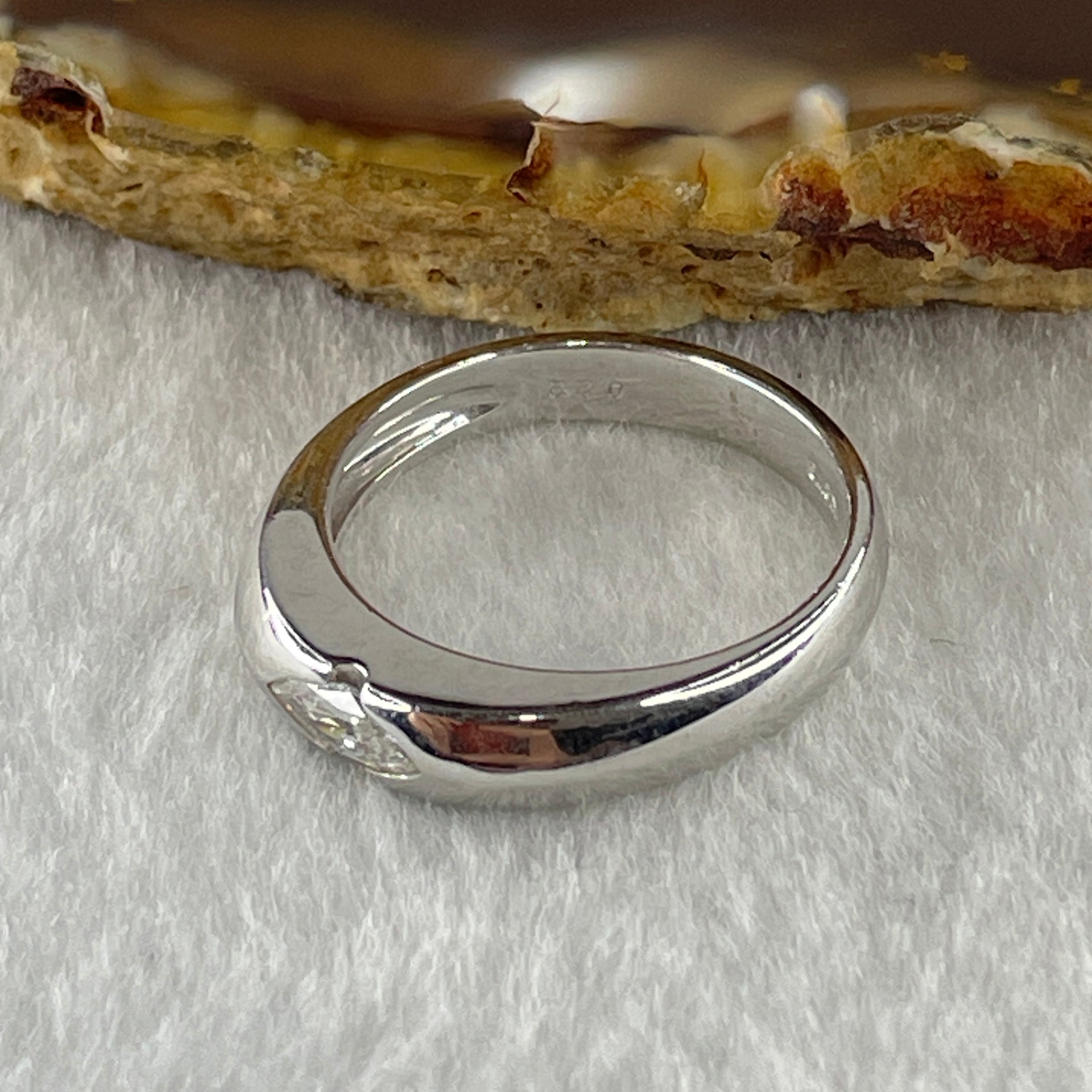 Natural Marquise Shape Diamond in 18K White Gold Ring D0.22ct Total 6.1g US7 HK15 - Huangs Jadeite and Jewelry Pte Ltd