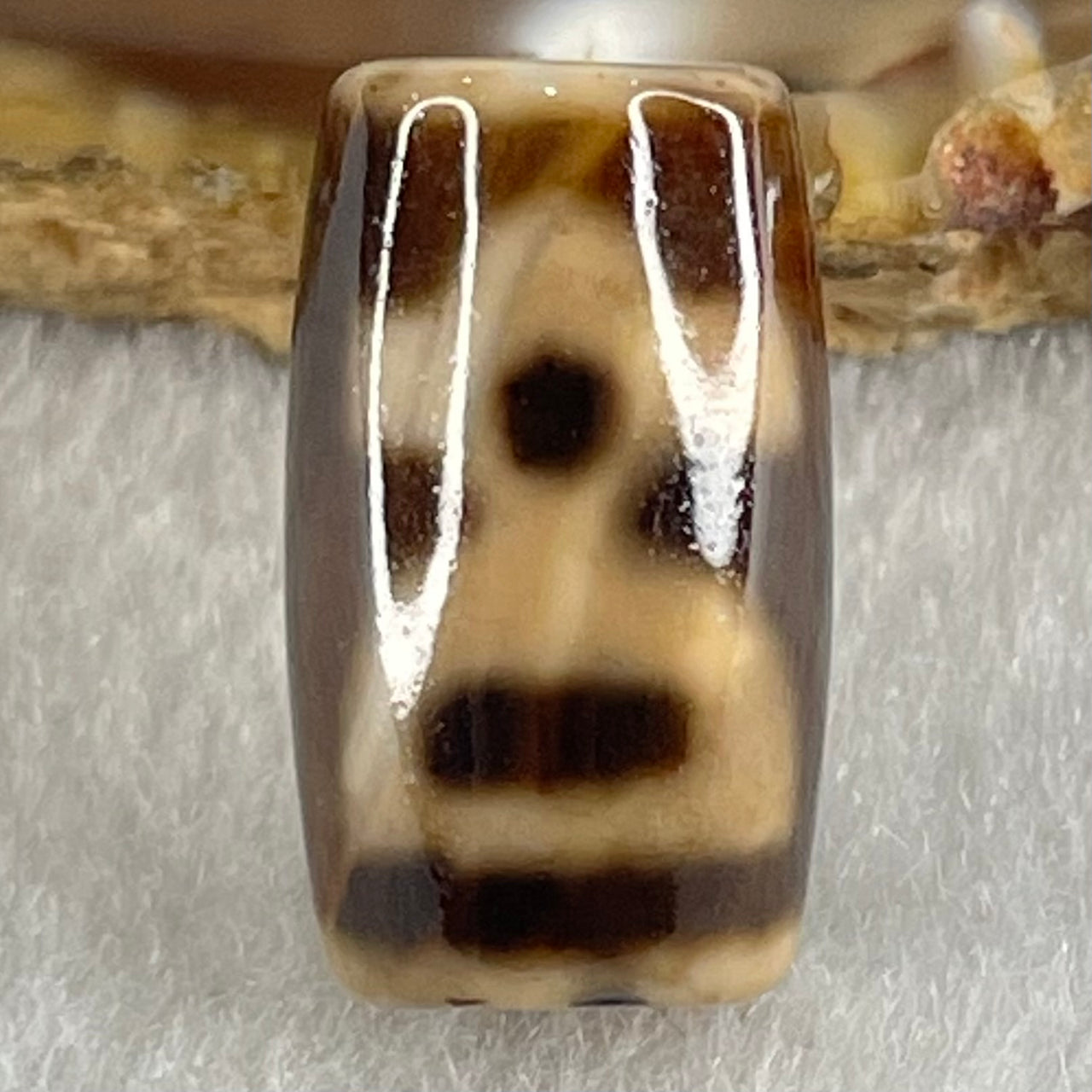 Natural Powerful Tibetan Old Oily Agate Double Cai Shen Dzi Bead Heavenly Master (Tian Zhu) 双财神长天珠 4.73g 19.8 by 11.7mm - Huangs Jadeite and Jewelry Pte Ltd