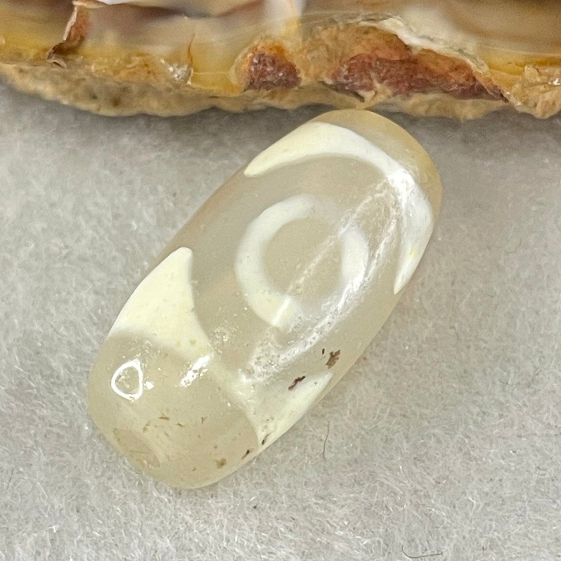 Natural Powerful Tibetan Old Oily Agate 3 Eyes Dzi Bead Heavenly Master (Tian Zhu) 三眼天诛 3.22g 20.1 by 10.4mm - Huangs Jadeite and Jewelry Pte Ltd