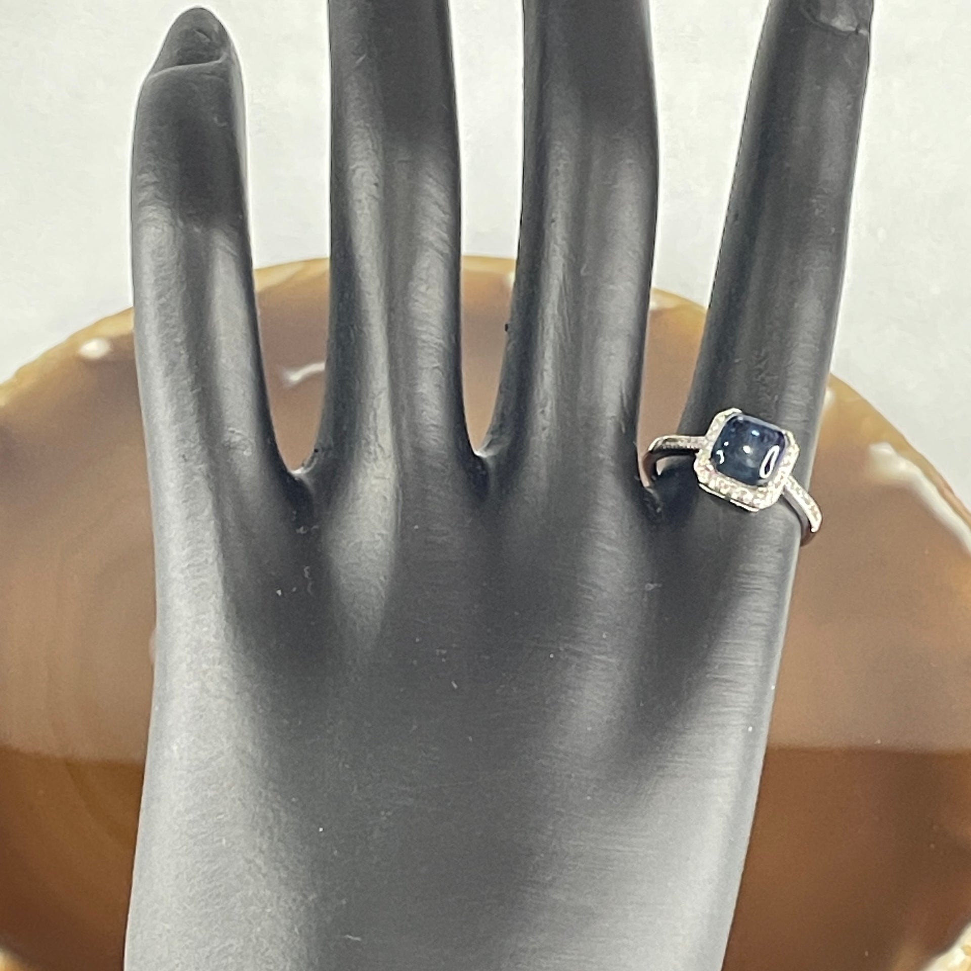 Good Grade Natural Blue Kyanite Bead in S925 Sliver Adjustable Ring 2.13g 7.7 by 4.5mm - Huangs Jadeite and Jewelry Pte Ltd