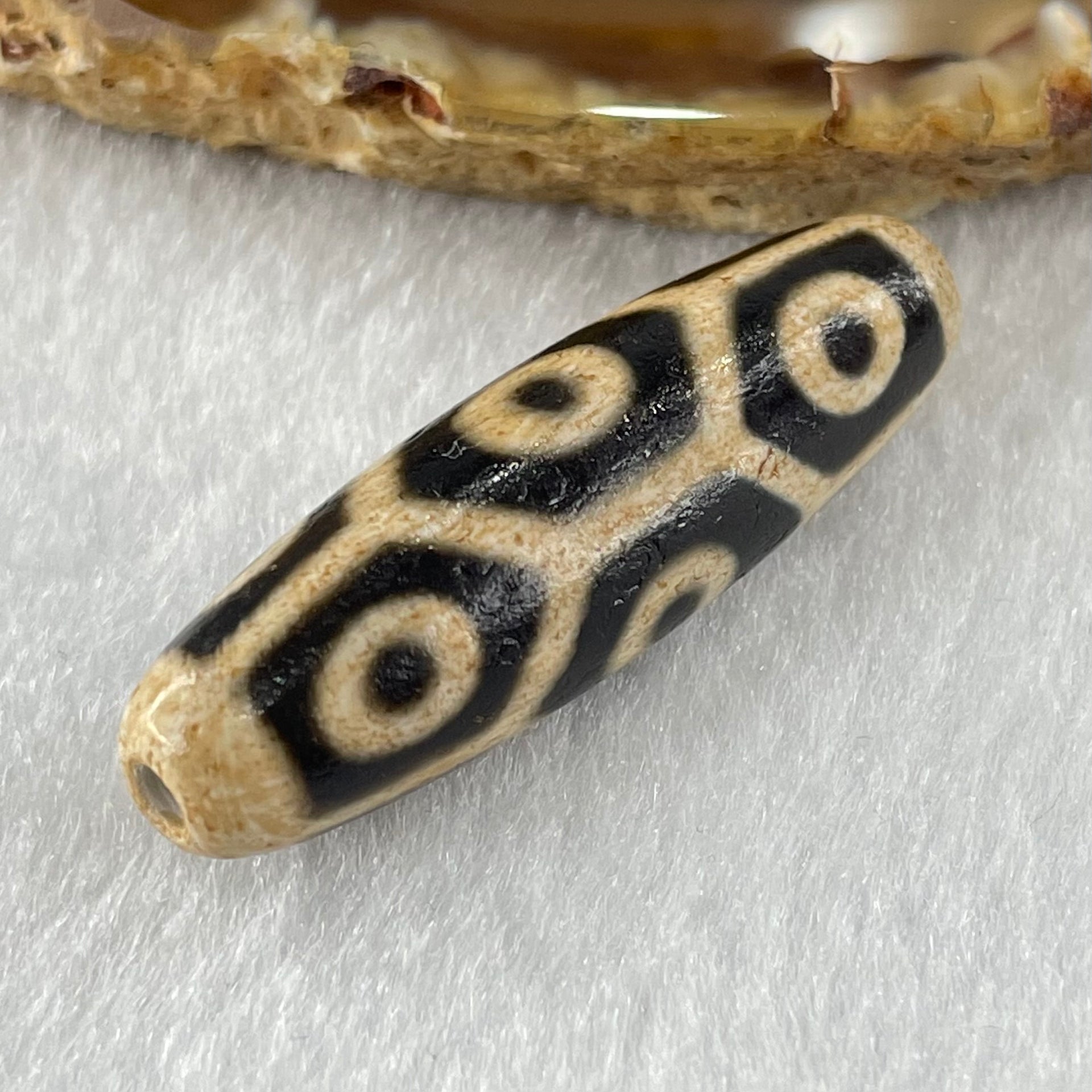 Natural Powerful Tibetan Old Oily Agate 9 Eyes Turtle Shell Dzi Bead Heavenly Master (Tian Zhu) 九眼龟壳天诛 7.35g 38.5 by 11.5mm - Huangs Jadeite and Jewelry Pte Ltd