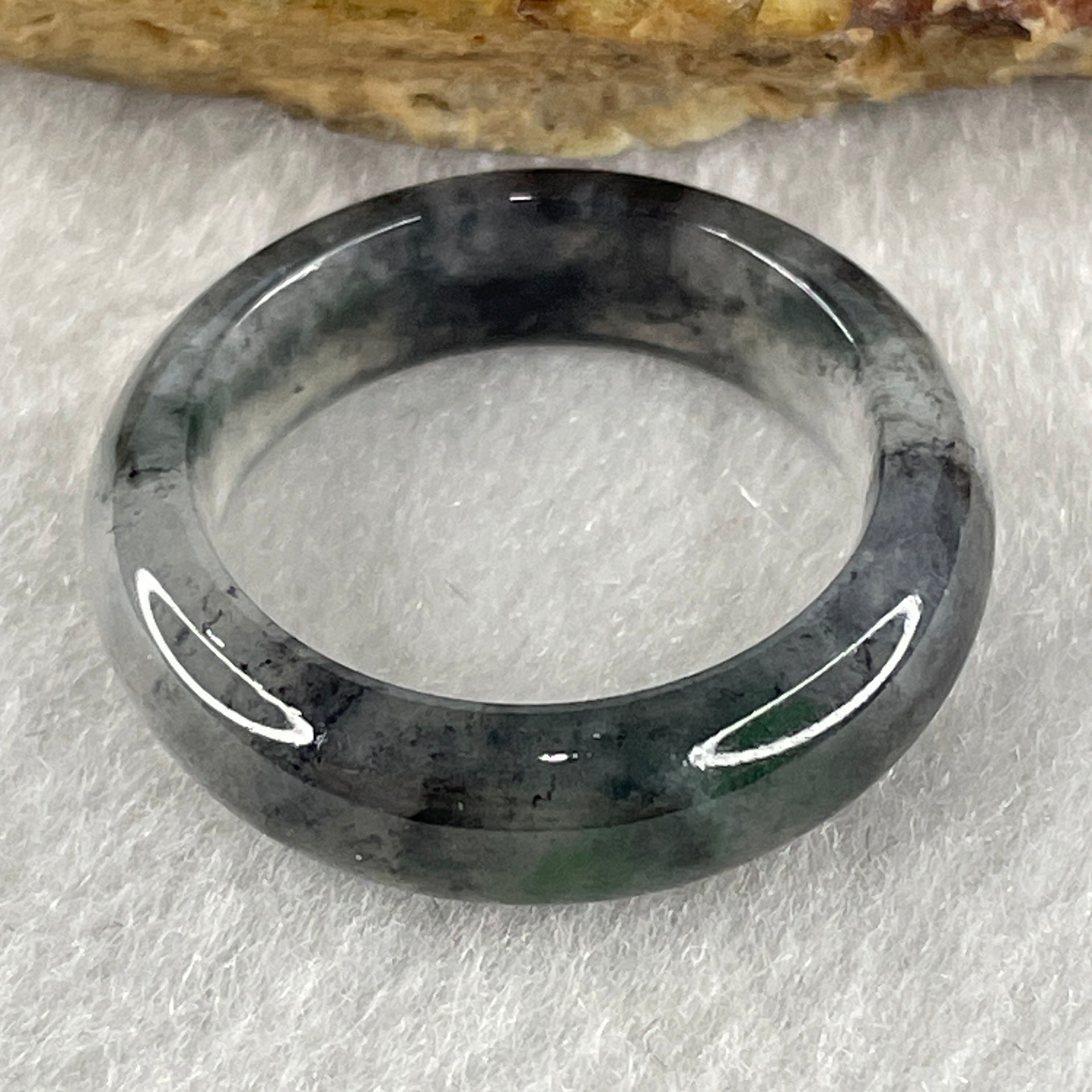 Certified Type A Wuji Grey Jadeite Rings 3.97g 6.1 by 3.6mm US 7.5 HK 16.5 (Very Very Slight Internal Line) - Huangs Jadeite and Jewelry Pte Ltd