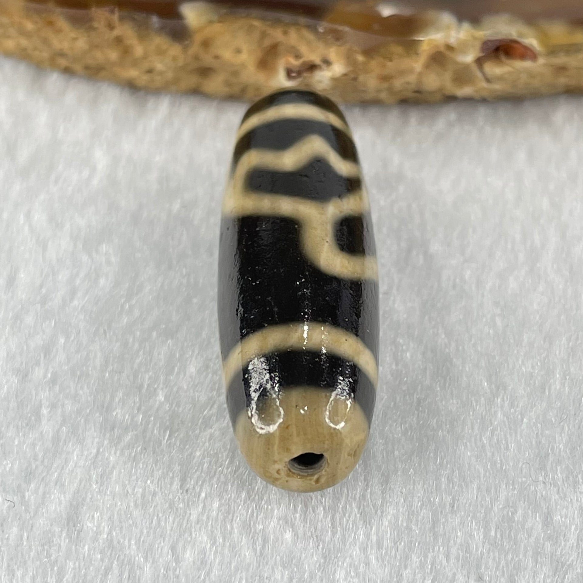 Natural Powerful Tibetan Old Oily Agate Double Lotus Flower Dzi Bead Heavenly Master (Tian Zhu) 双莲花天珠 8.55g 37.8 by 12.1mm - Huangs Jadeite and Jewelry Pte Ltd