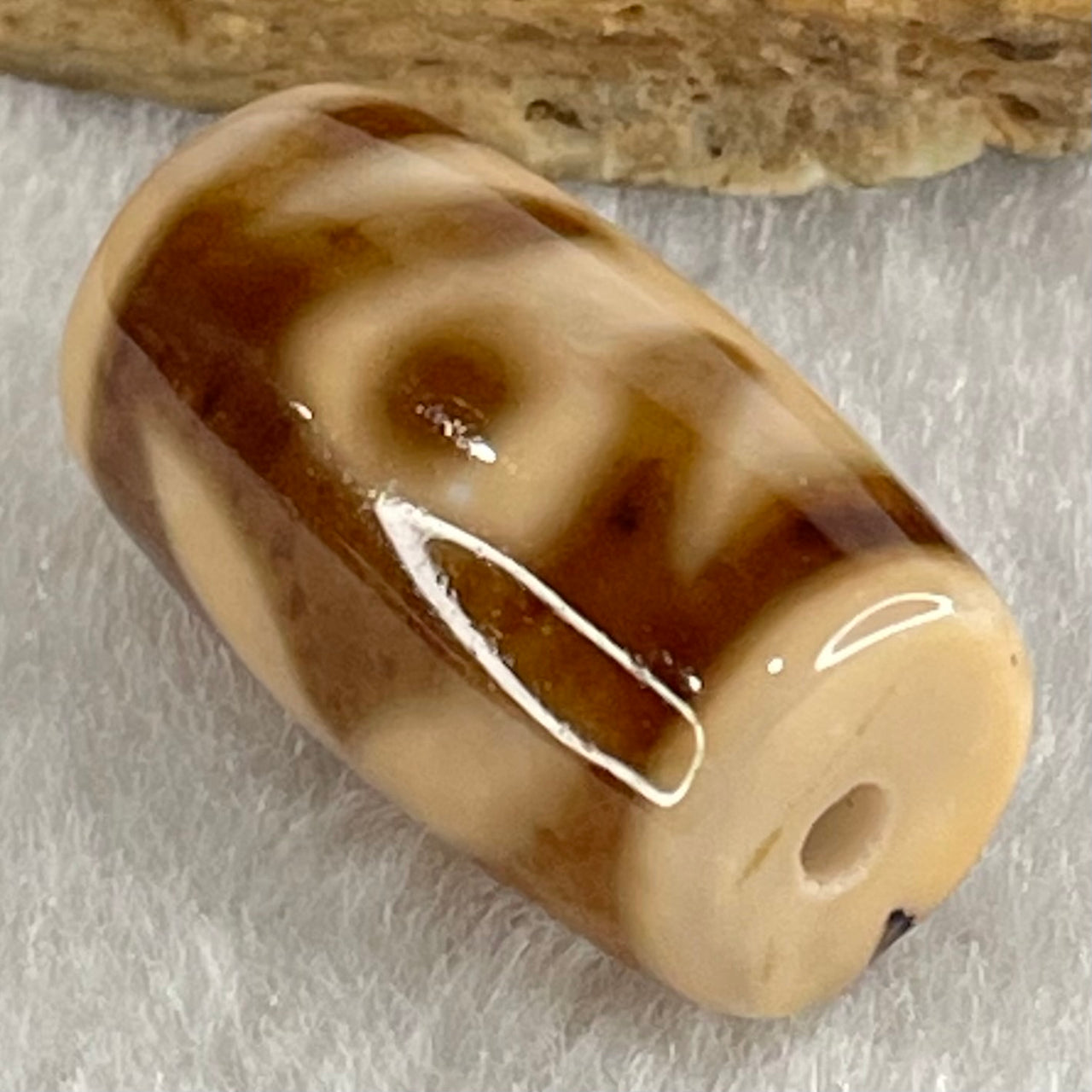 Natural Powerful Tibetan Old Oily Agate Patina Guiren Tairen Human Dzi Bead Totem Amulet Heavenly Master (Tian Zhu) 贵人天诛 4.80g 20.2 by 11.7mm - Huangs Jadeite and Jewelry Pte Ltd