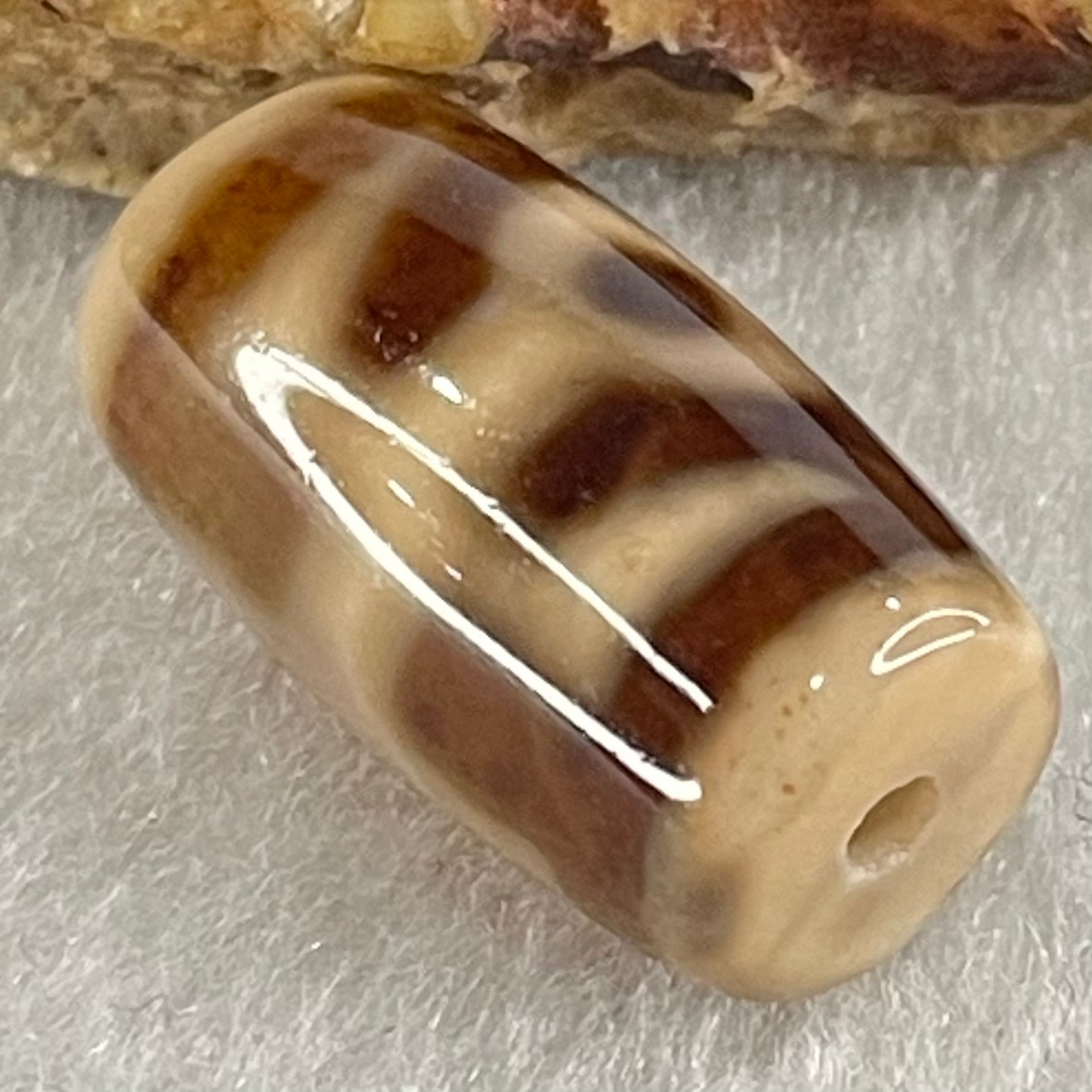 Natural Powerful Tibetan Old Oily Agate Patina Guiren Tairen Human Dzi Bead Totem Amulet Heavenly Master (Tian Zhu) 贵人天诛 4.80g 20.2 by 11.6mm - Huangs Jadeite and Jewelry Pte Ltd