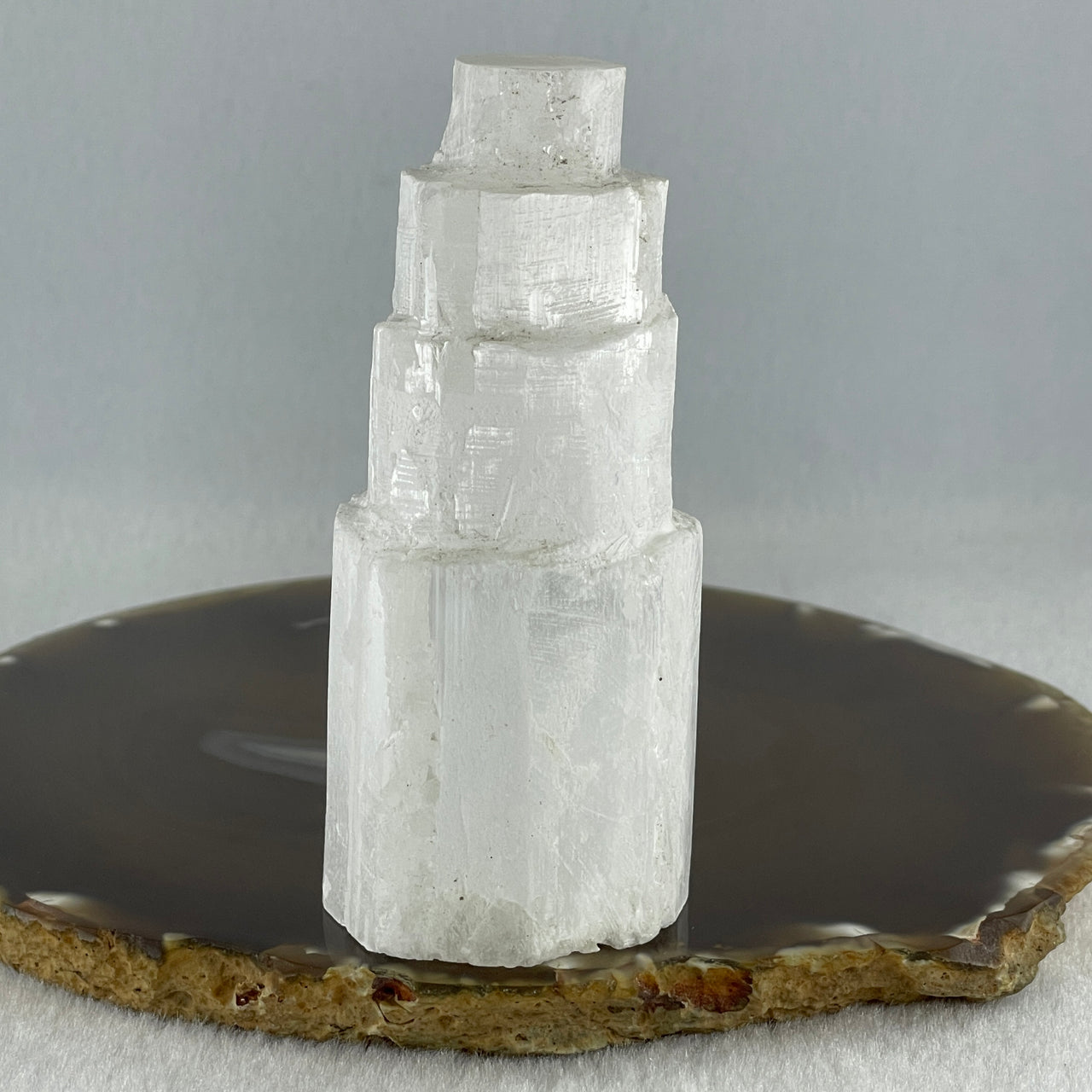 Natural Selenite Tower Display 184.66g 92.4 by 39.9 by 37.1mm