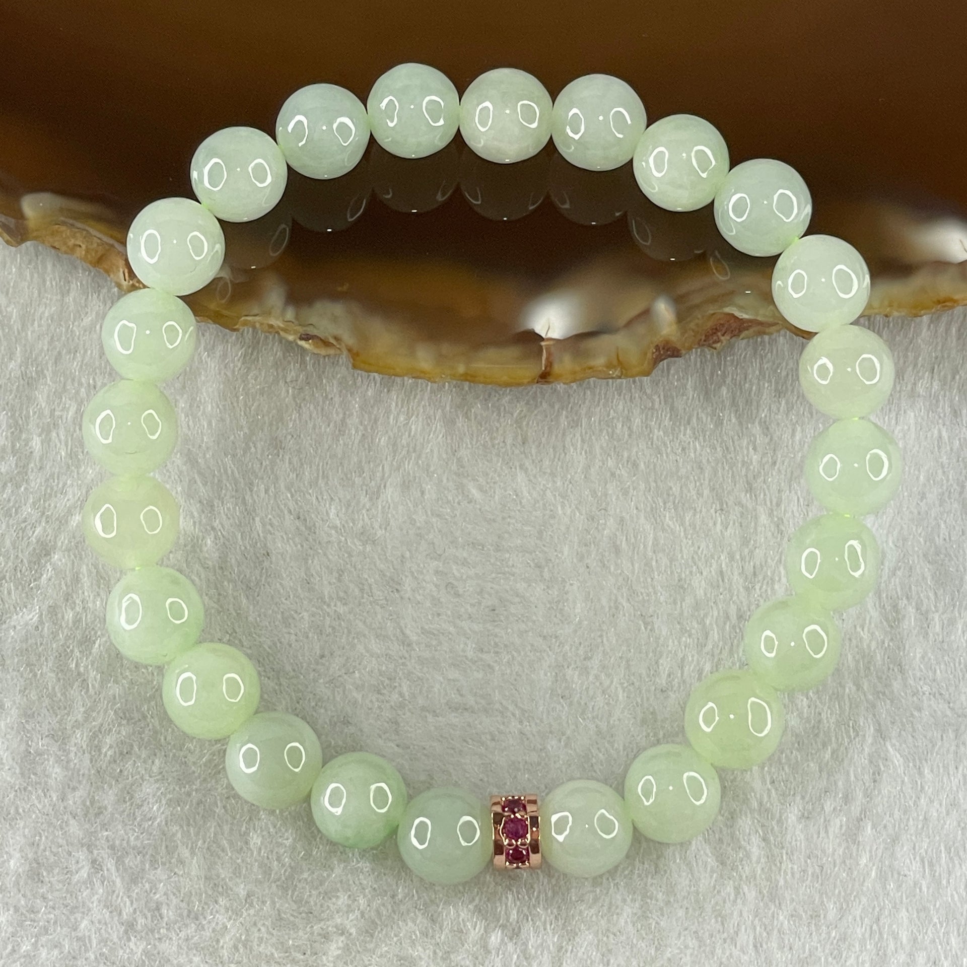 Type A Natural Light Apple Green Jadeite Beads Bracelet 18.06g 15cm 7.8mm 24 Beads - Huangs Jadeite and Jewelry Pte Ltd