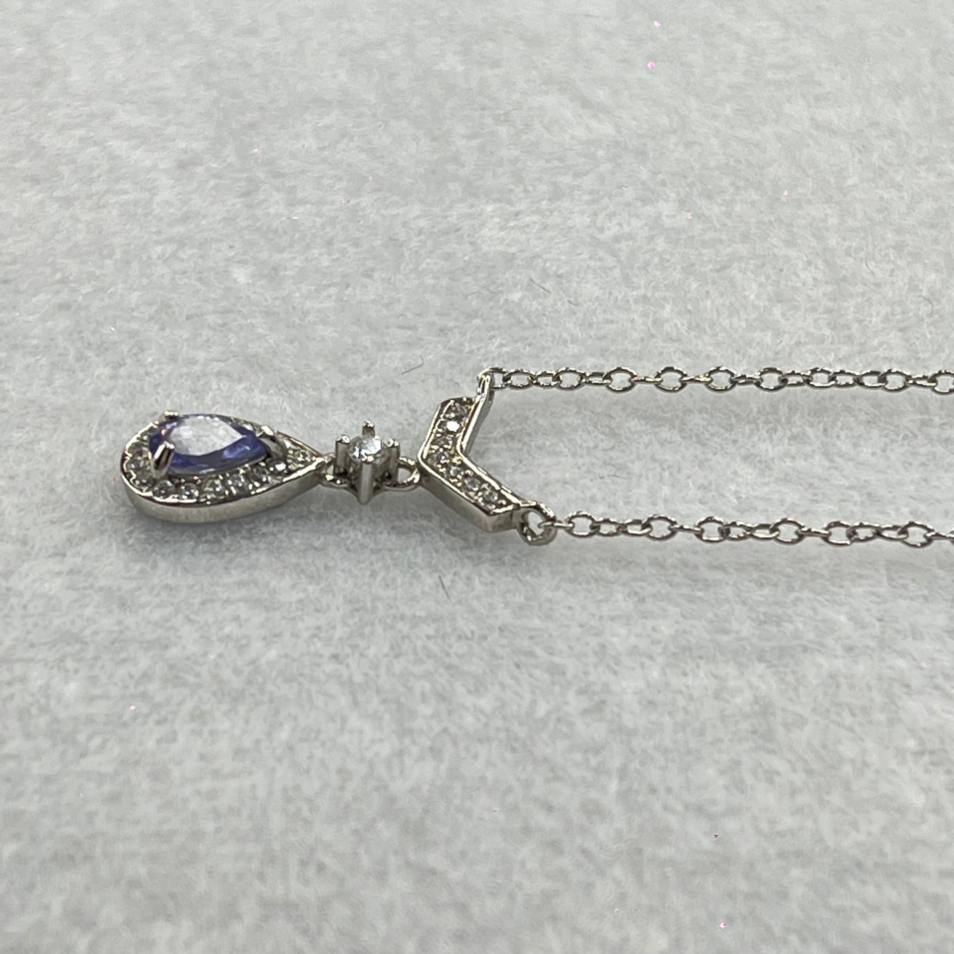 Natural Blue Topaz in S925 Sliver Necklace 2.29g 6.2 by 4.6 by 3.4mm - Huangs Jadeite and Jewelry Pte Ltd