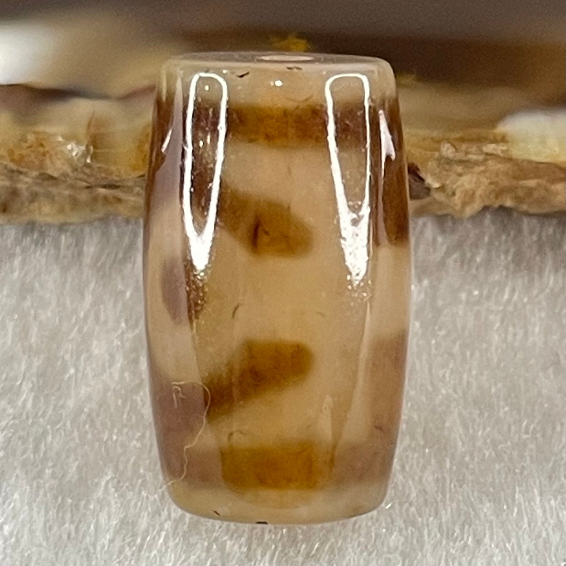 Natural Powerful Tibetan Old Oily Agate Patina Guiren Tairen Human Dzi Bead Totem Amulet Heavenly Master (Tian Zhu) 贵人天诛 4.92g 19.7 by 11.7mm - Huangs Jadeite and Jewelry Pte Ltd