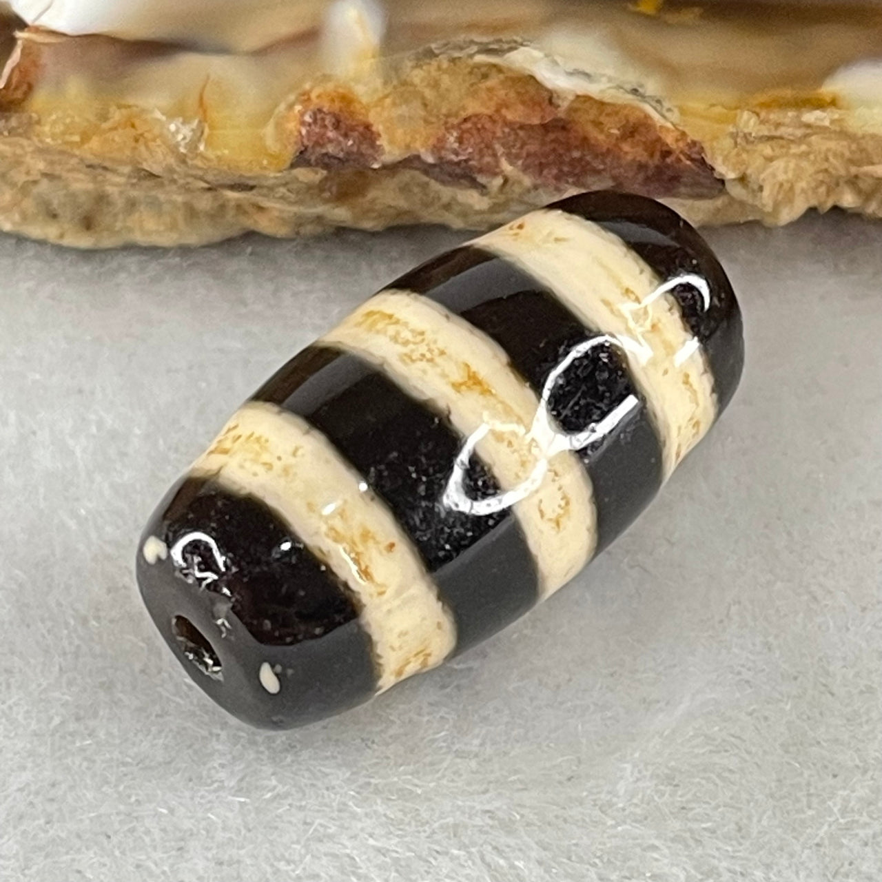 Natural Powerful Tibetan Old Oily Agate 3-Lines Dzi Bead Heavenly Master (Tian Zhu) 三行天诛 3.09g 19.9 by 10.1mm - Huangs Jadeite and Jewelry Pte Ltd