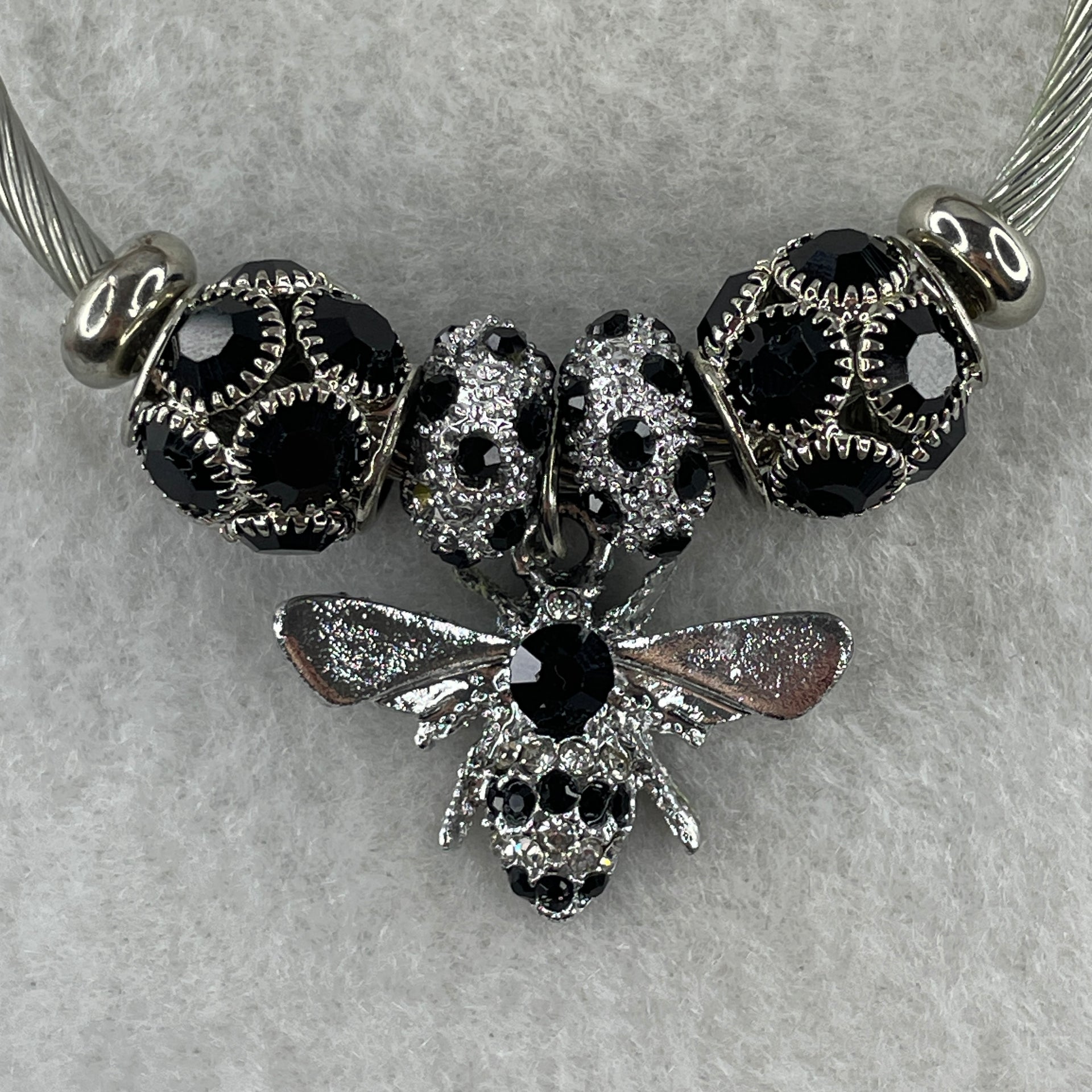 Natural Black Onyx Ball Charm with Bee Silver Bracelet 23.90g 13.7 by 5.0 by 1.2mm - Huangs Jadeite and Jewelry Pte Ltd